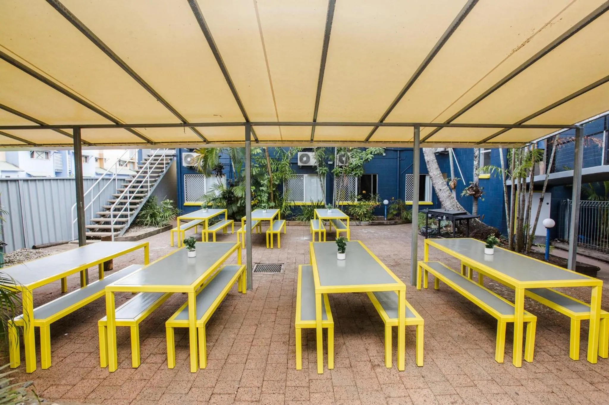 Communal lounge/ TV room, Restaurant/Places to Eat in Mad Monkey Village