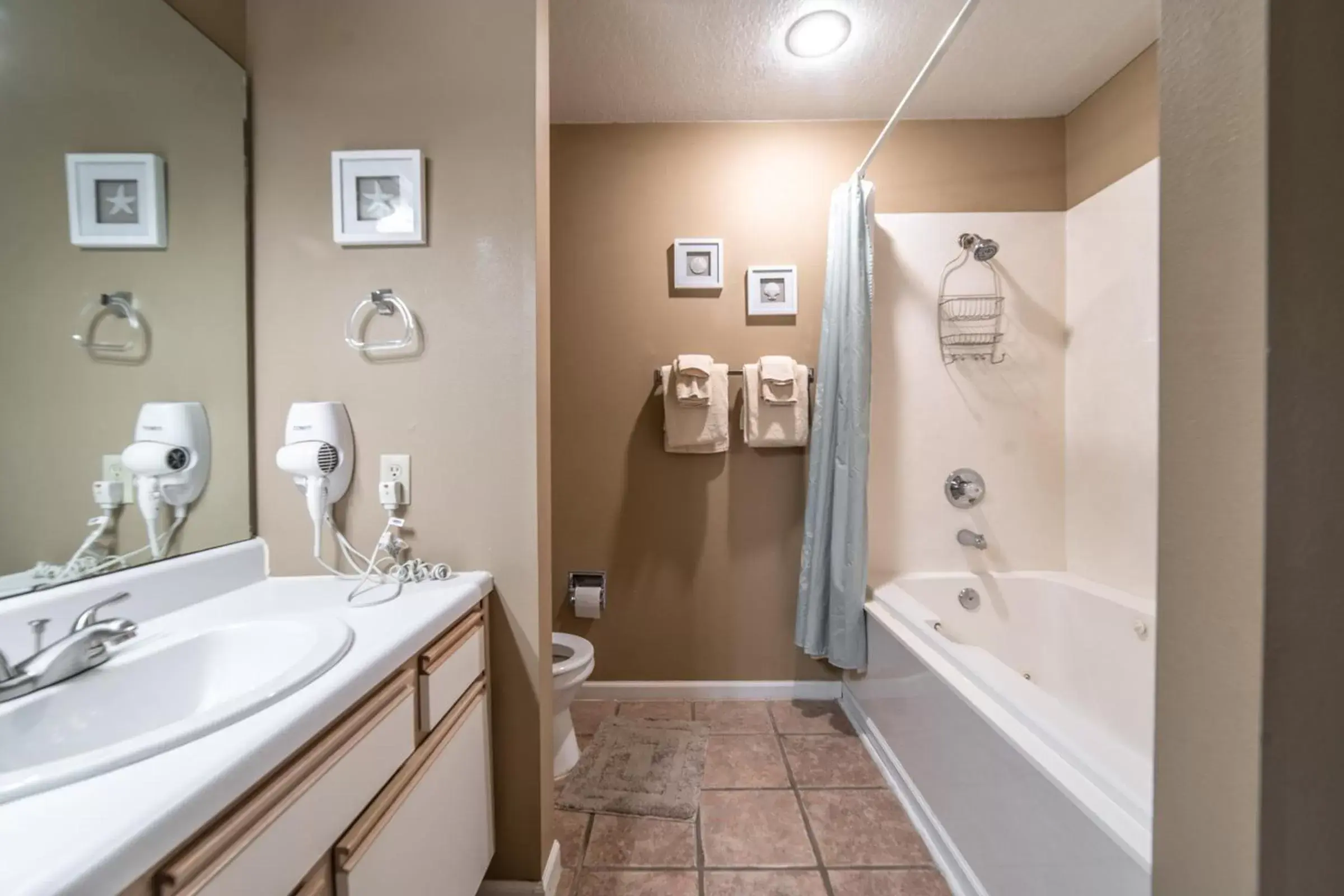Bathroom in Pointe Royale Golf Resort