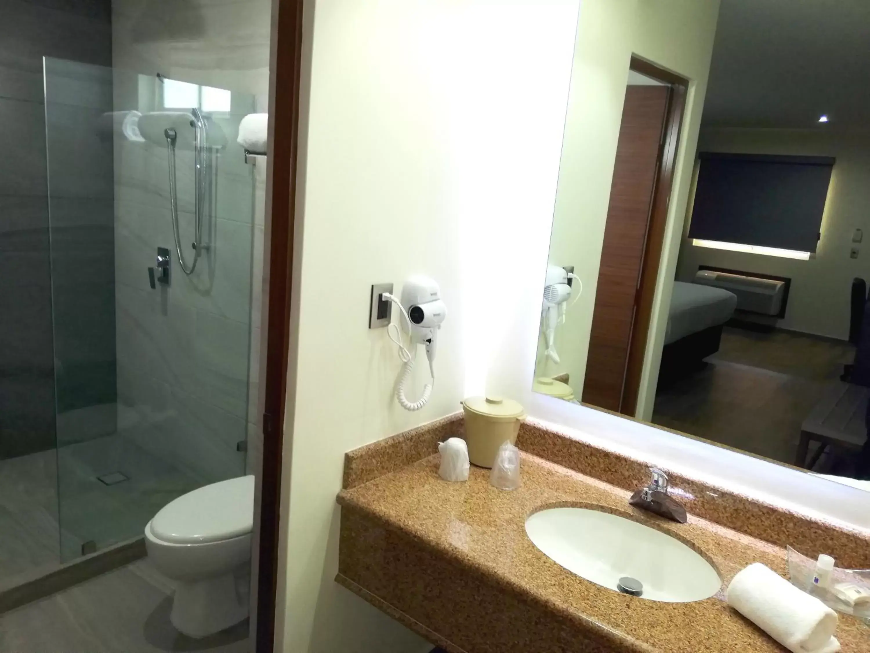 Bathroom in Hotel Comfort Inn Monterrey Norte
