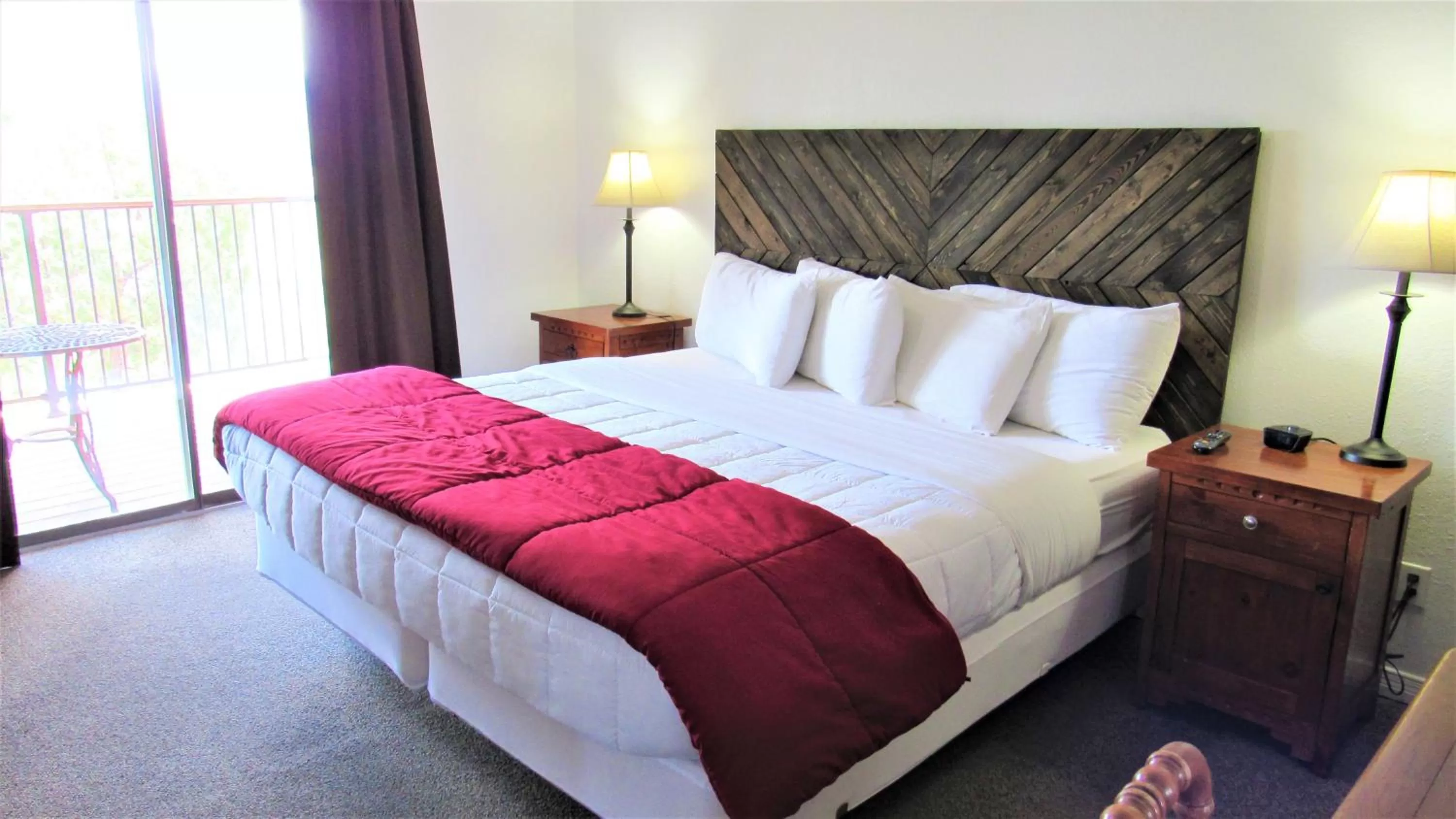 Bed in High Sierra Condominiums