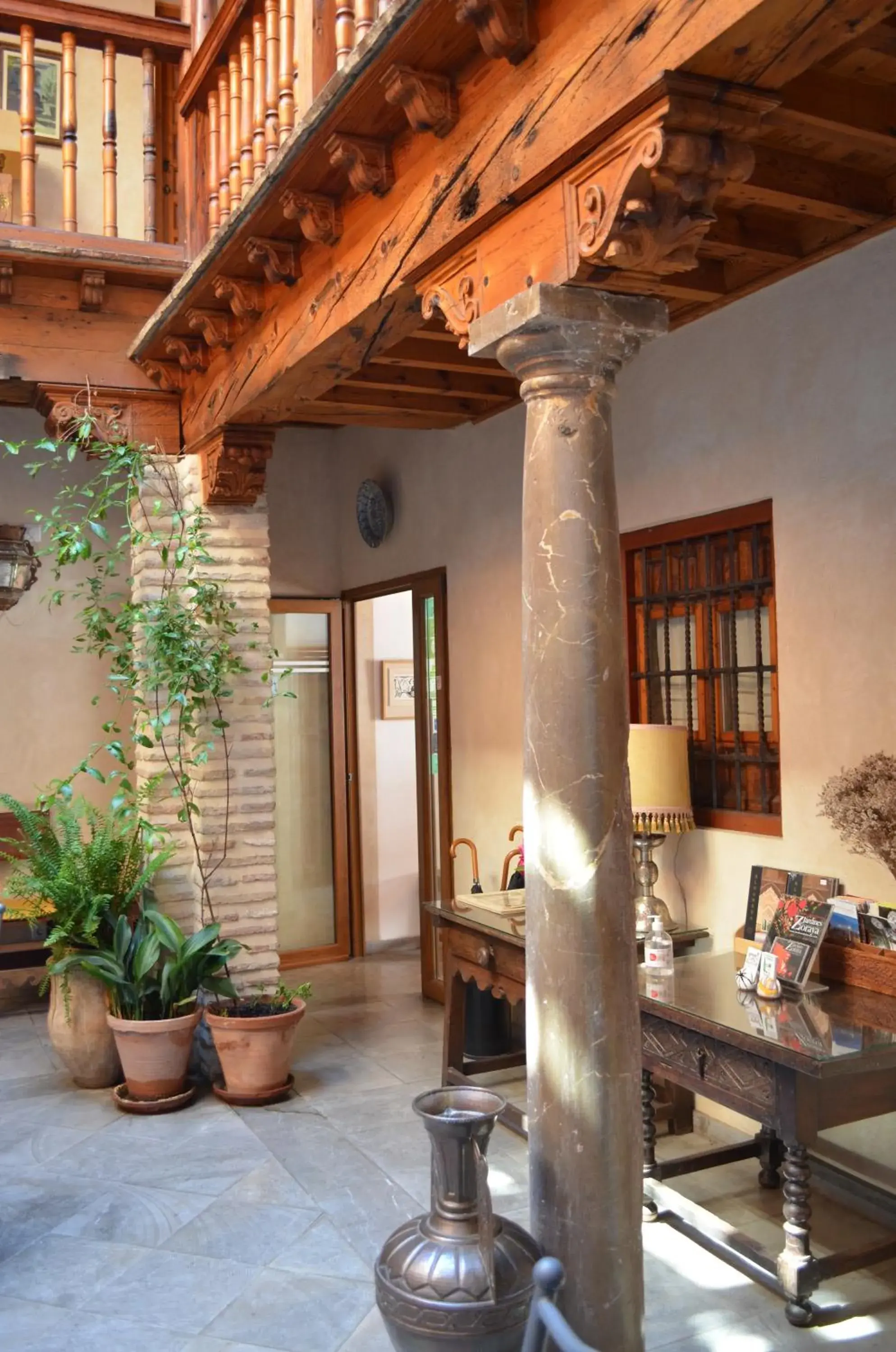 Patio in Hotel Santa Isabel La Real