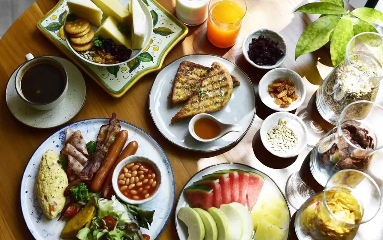 Food in karaarom hotel