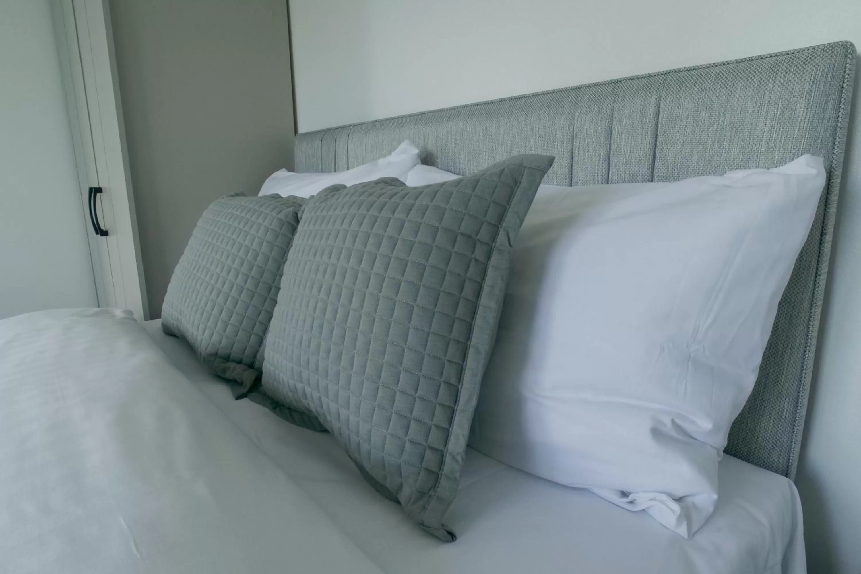 Bed in Isabella Rooms