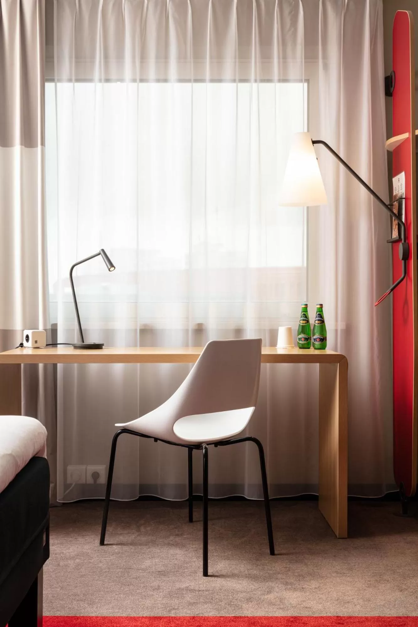 Photo of the whole room in Ibis Poznan Centrum