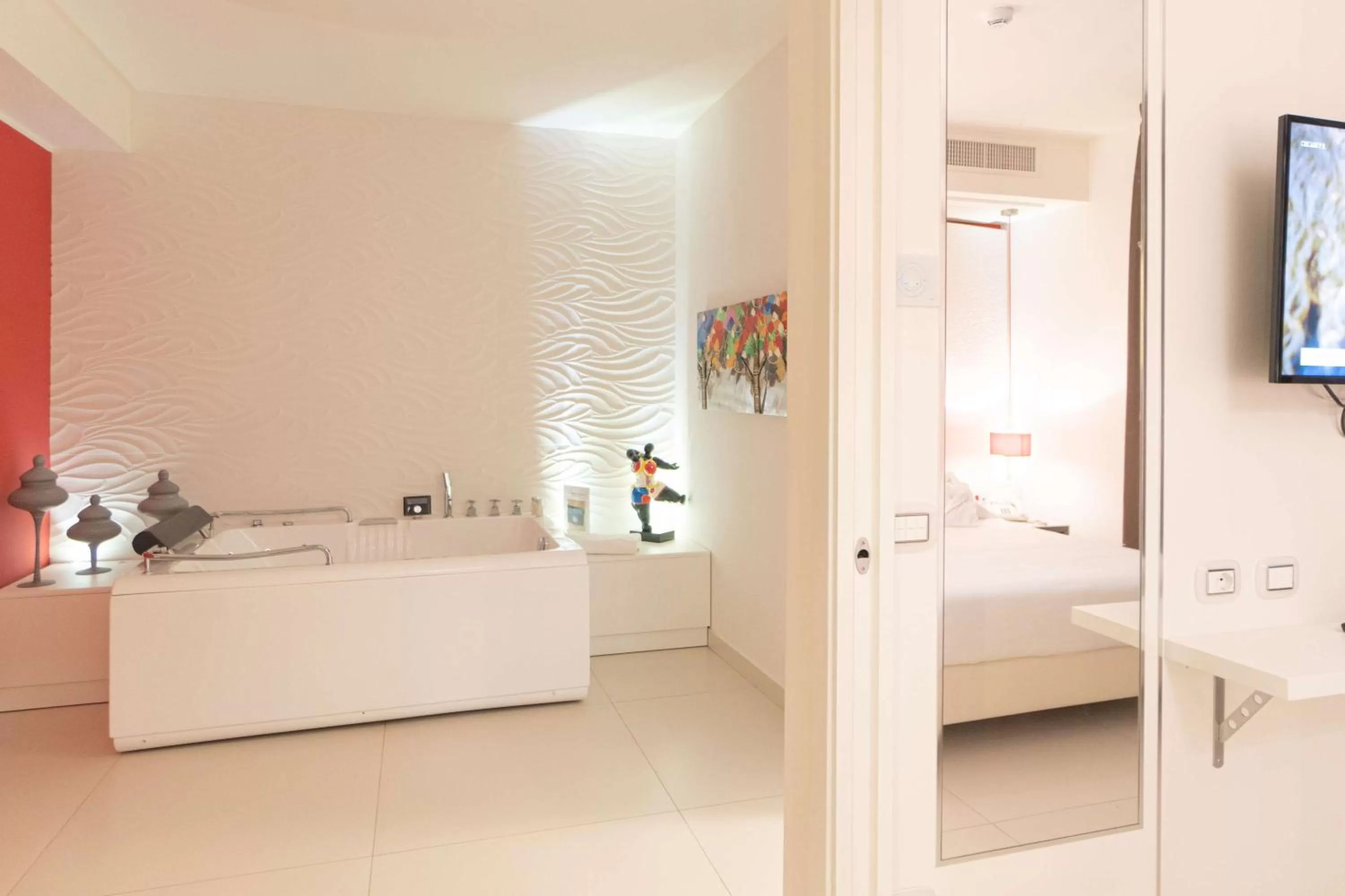 Photo of the whole room, Bed in Best Western Plus Hotel Perla Del Porto