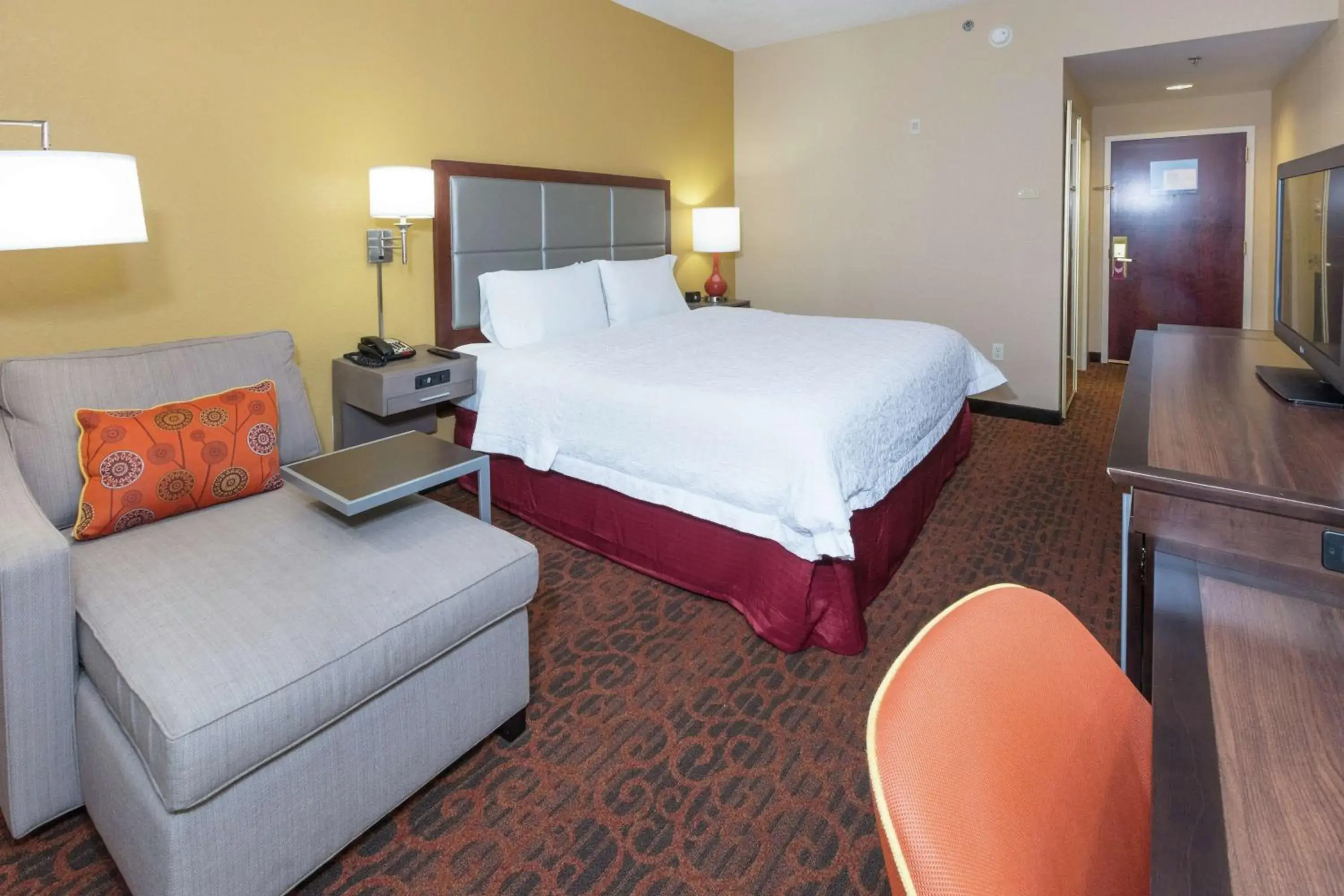 Bedroom, Bed in Hampton Inn & Suites Jacksonville-Airport