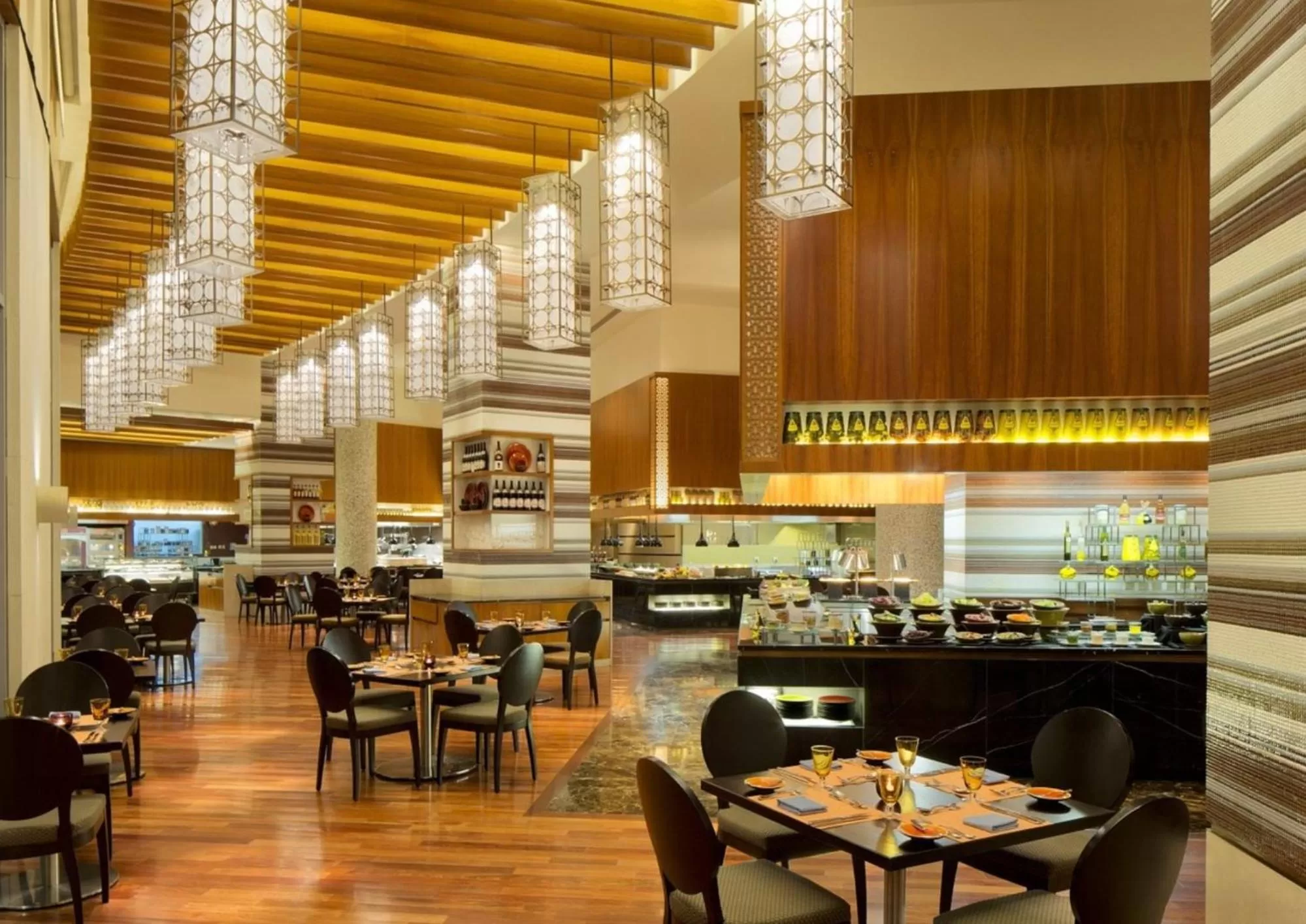 Food and drinks in Emaar Residences Dubai Marina by Qstay - formerly Address Dubai Marina