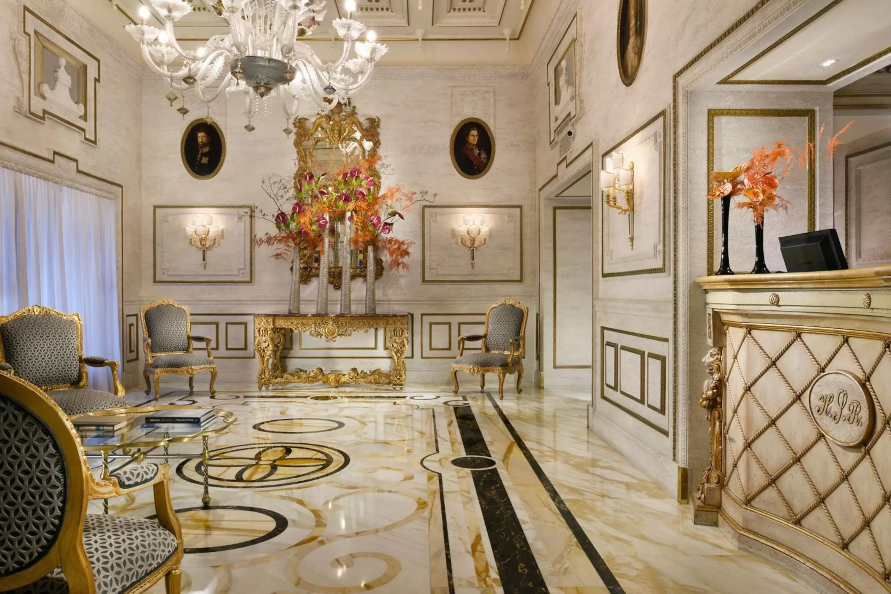 Lobby or reception in Hotel Splendide Royal - The Leading Hotels of the World Lobby or reception in Hotel Splendide Royal - The Leading Hotels of the World