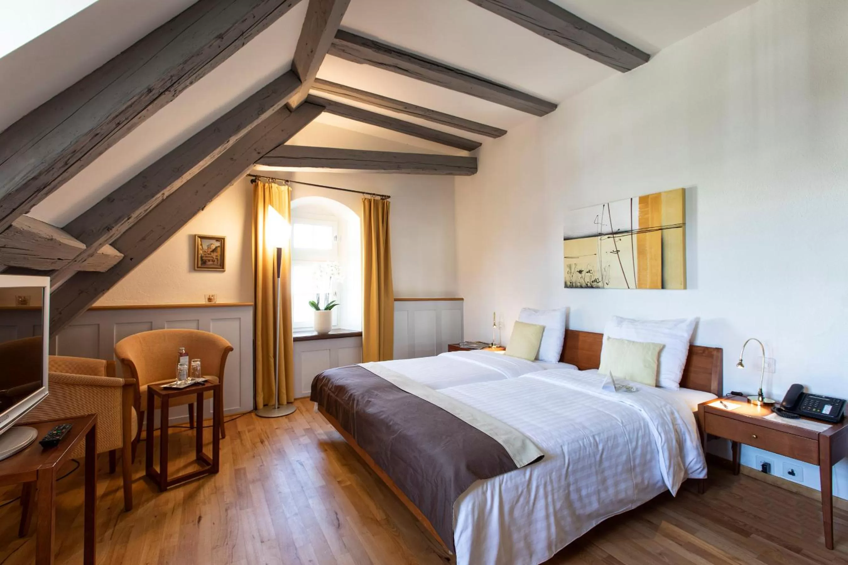 Photo of the whole room, Bed in Hotel de Charme Römerhof