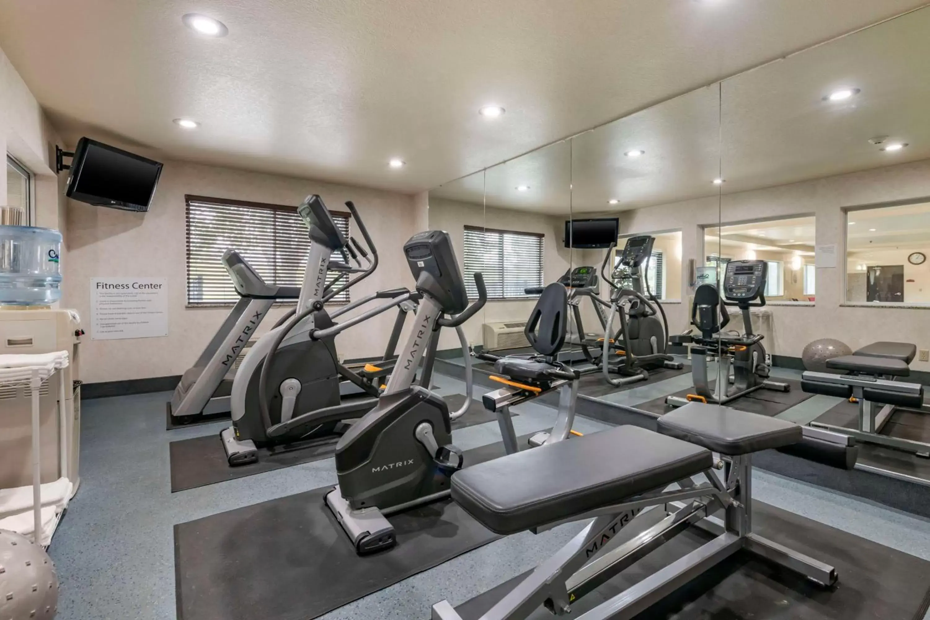 Fitness centre/facilities, Fitness Center/Facilities in SureStay Plus Hotel by Best Western Buffalo