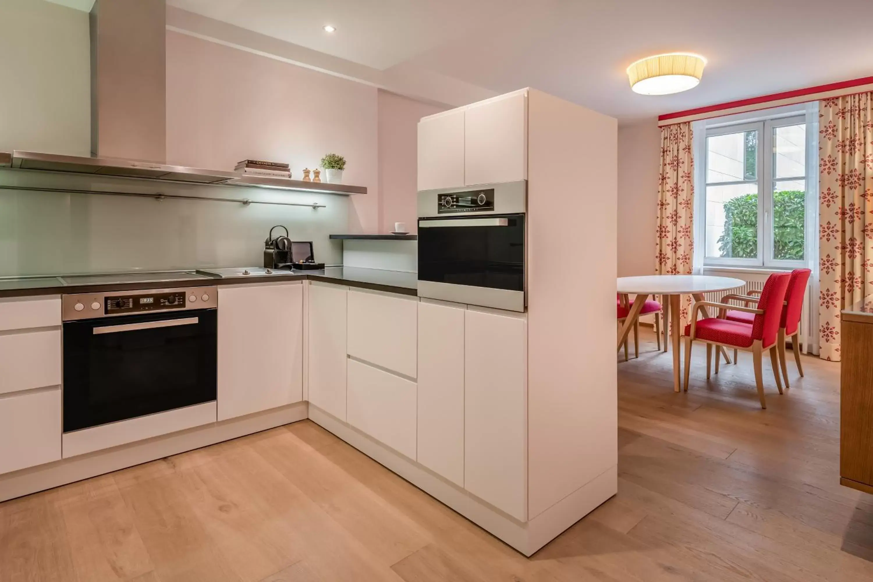 Kitchen or kitchenette, Kitchen/Kitchenette in Sheraton Grand Salzburg