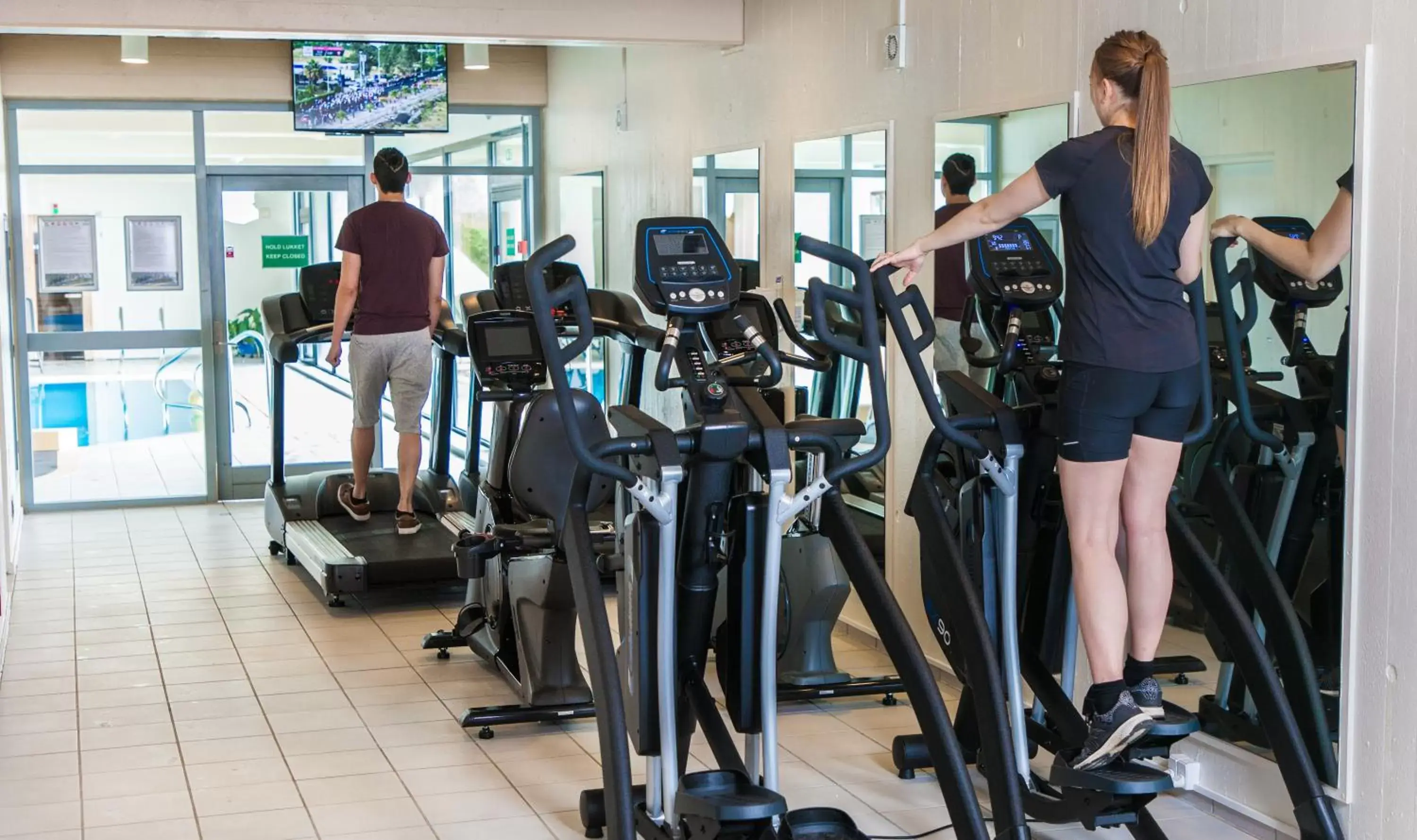 People, Fitness Center/Facilities in Helnan Marselis Hotel