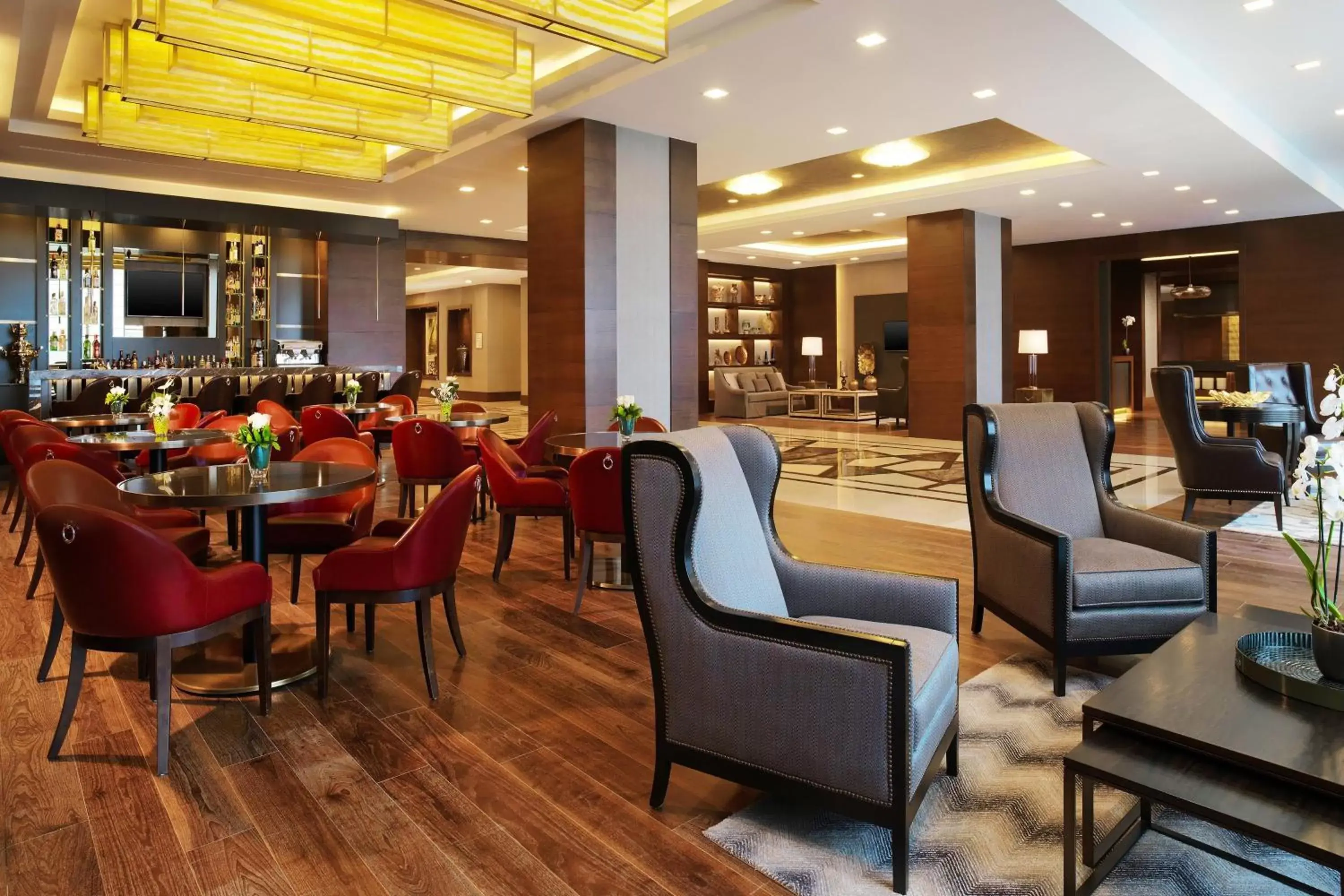 Lounge or bar, Restaurant/Places to Eat in Sheraton Grand Samsun Hotel