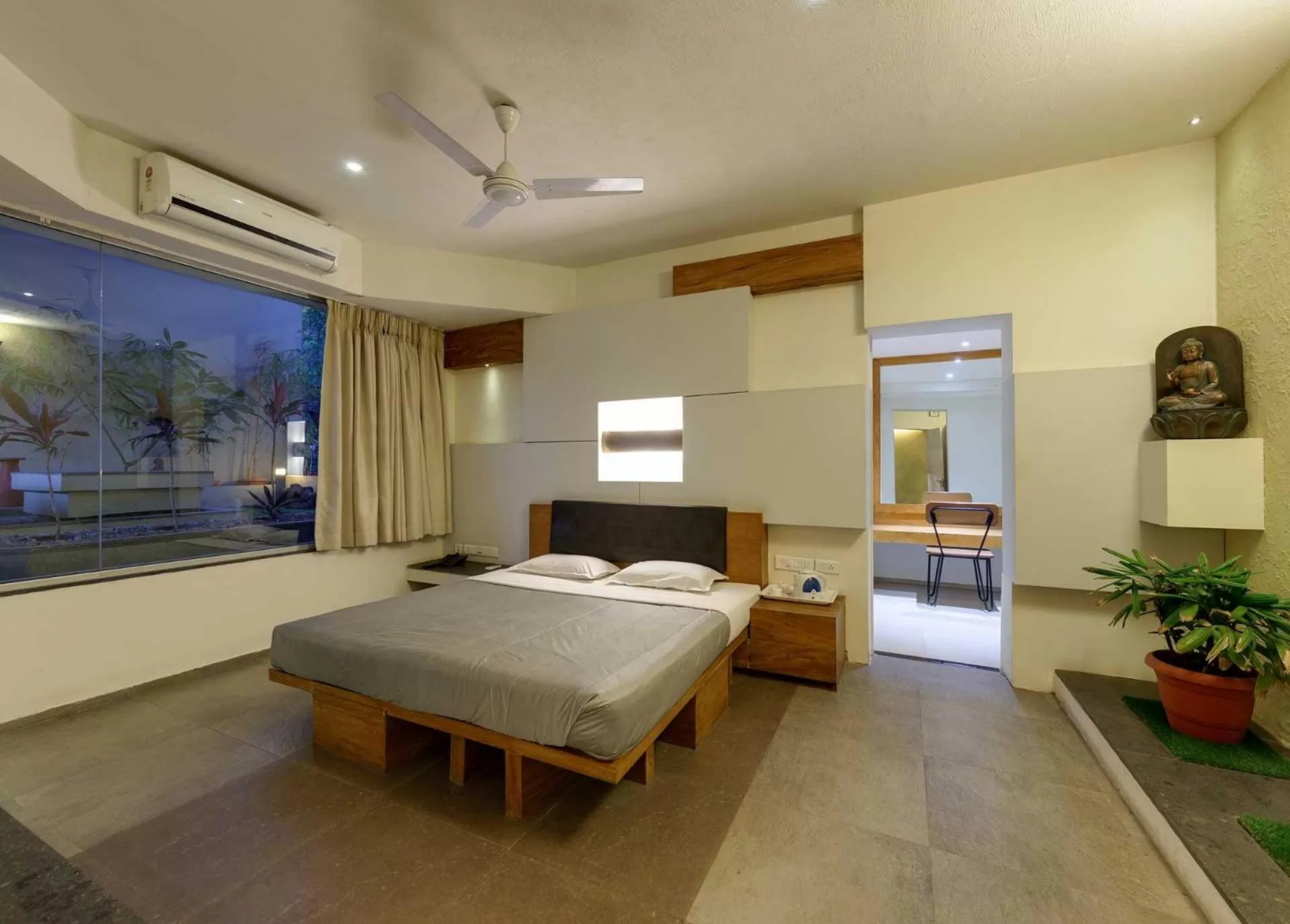 Hotel Maratha Regency