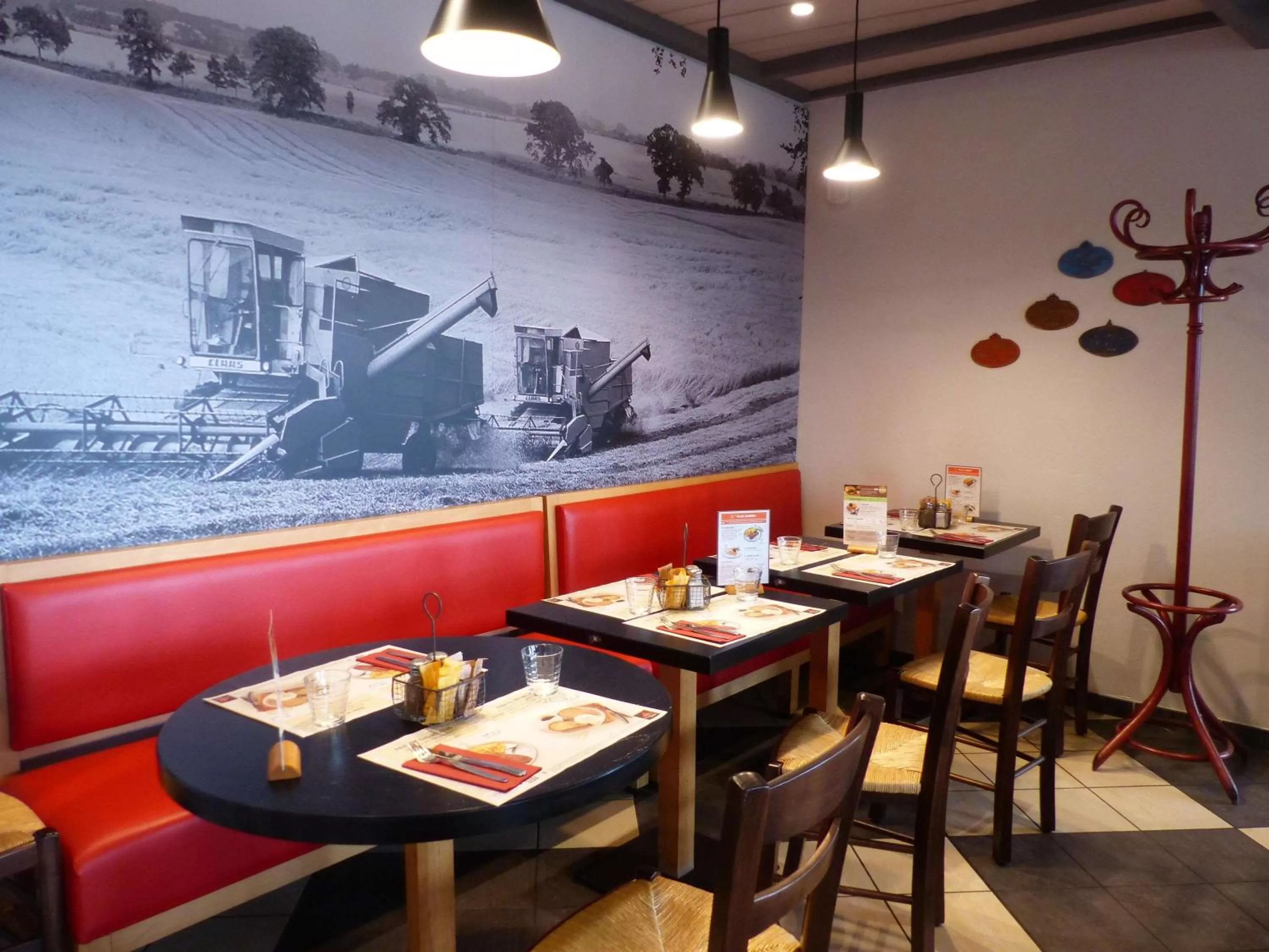 Restaurant/places to eat in ibis Styles Pontivy centre Bretagne