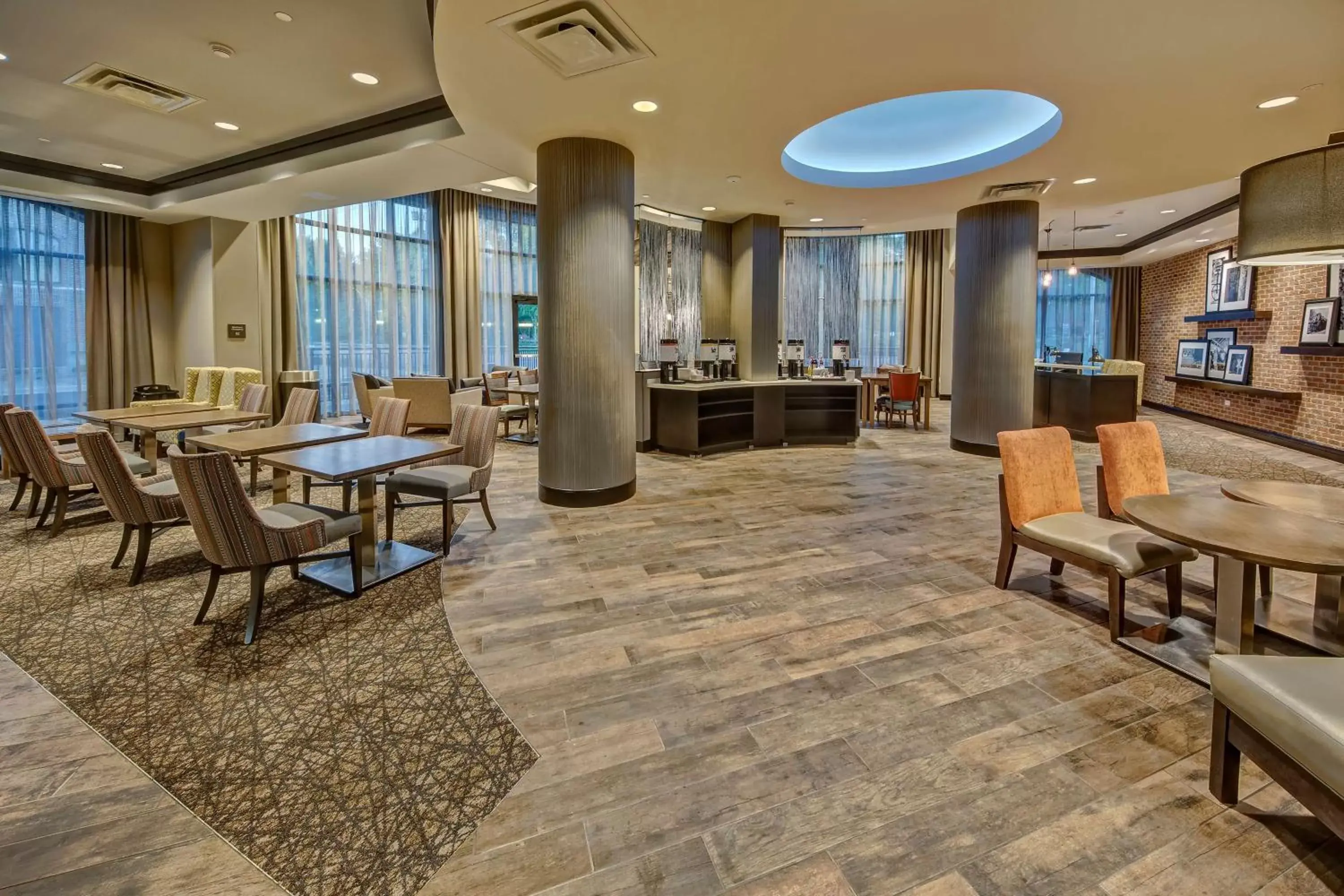 Lobby or reception, Restaurant/Places to Eat in Hampton Inn & Suites Memphis Germantown