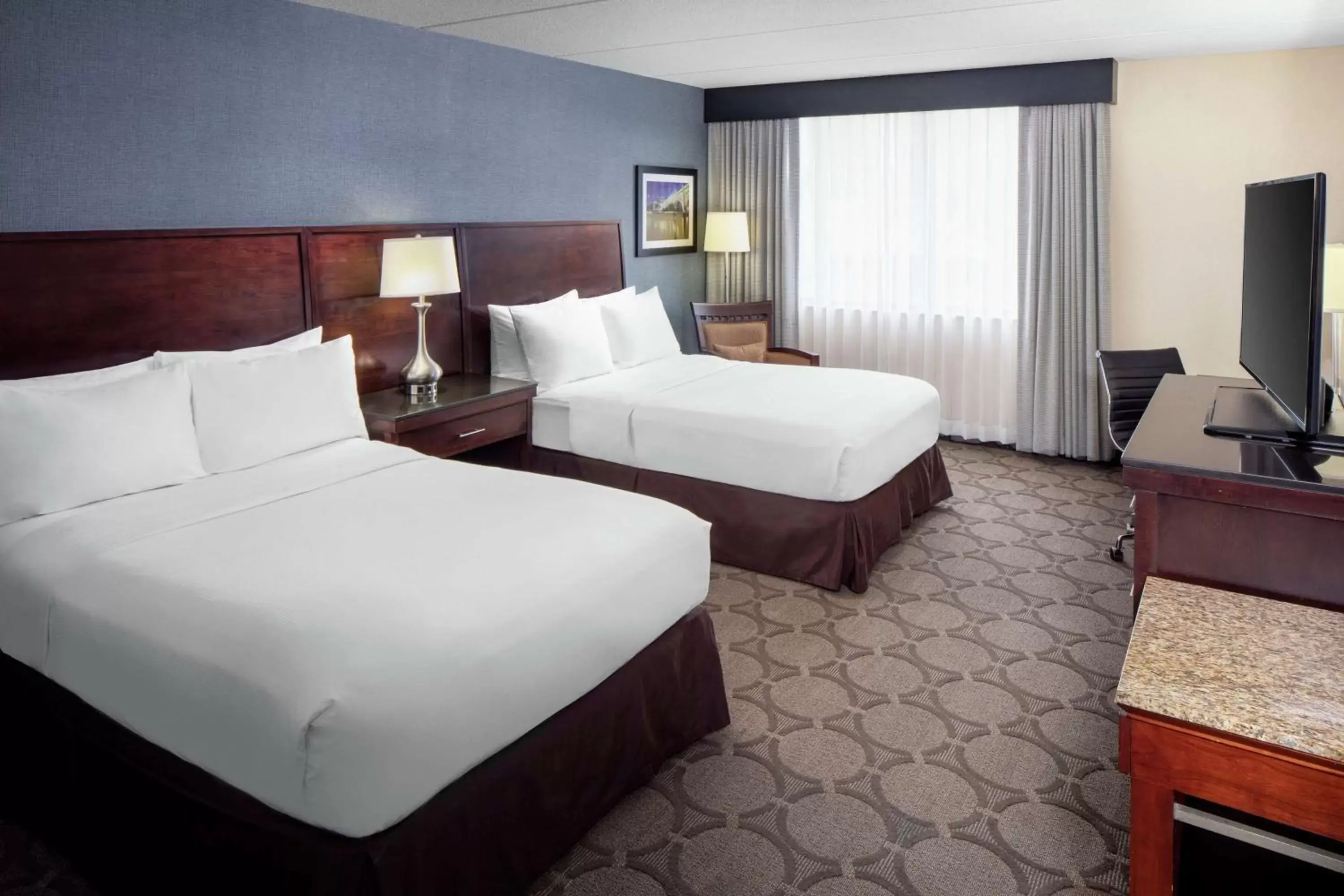 Bedroom, Bed in DoubleTree by Hilton Hotel Cleveland - Independence