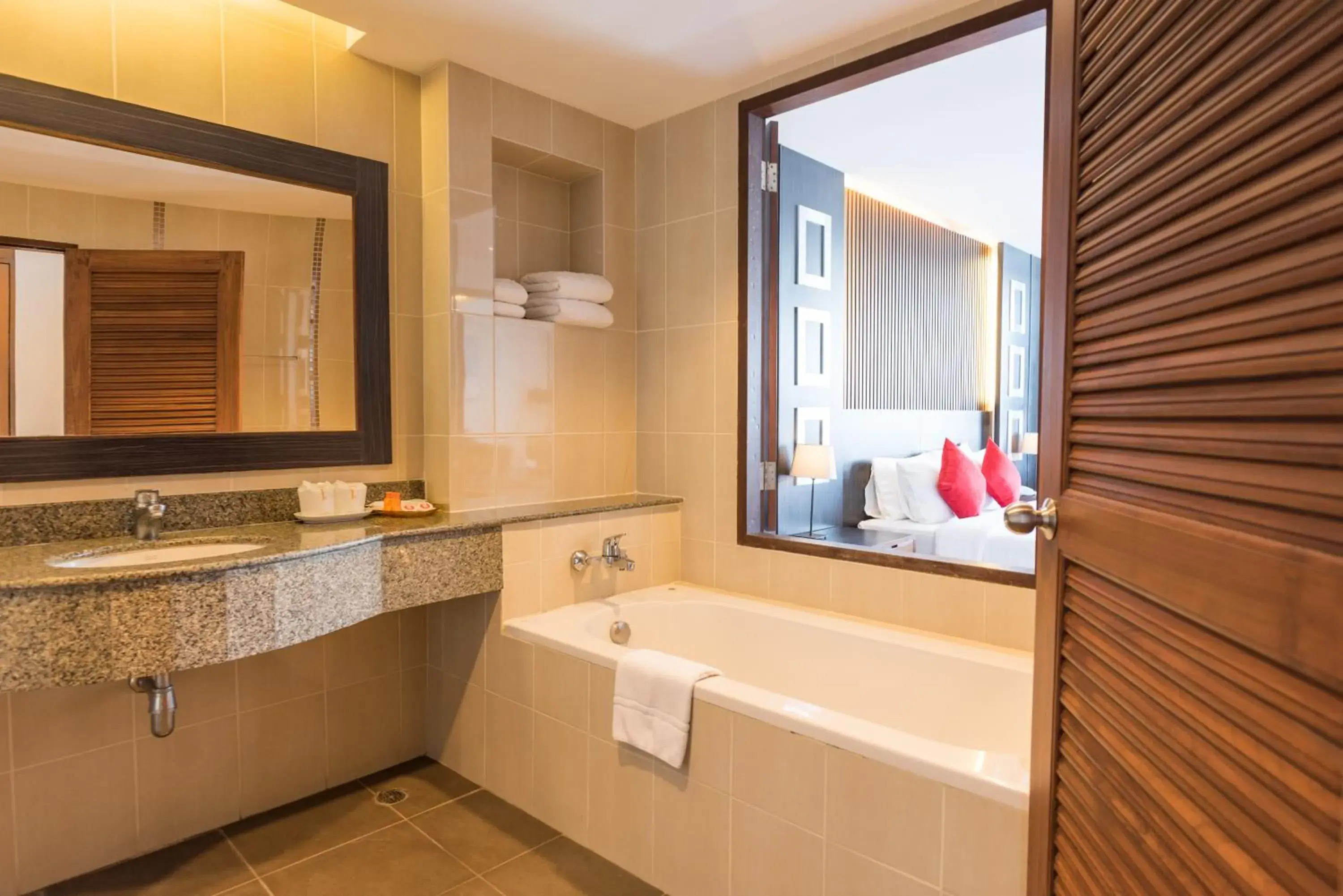 Bathroom in Hotel J Pattaya