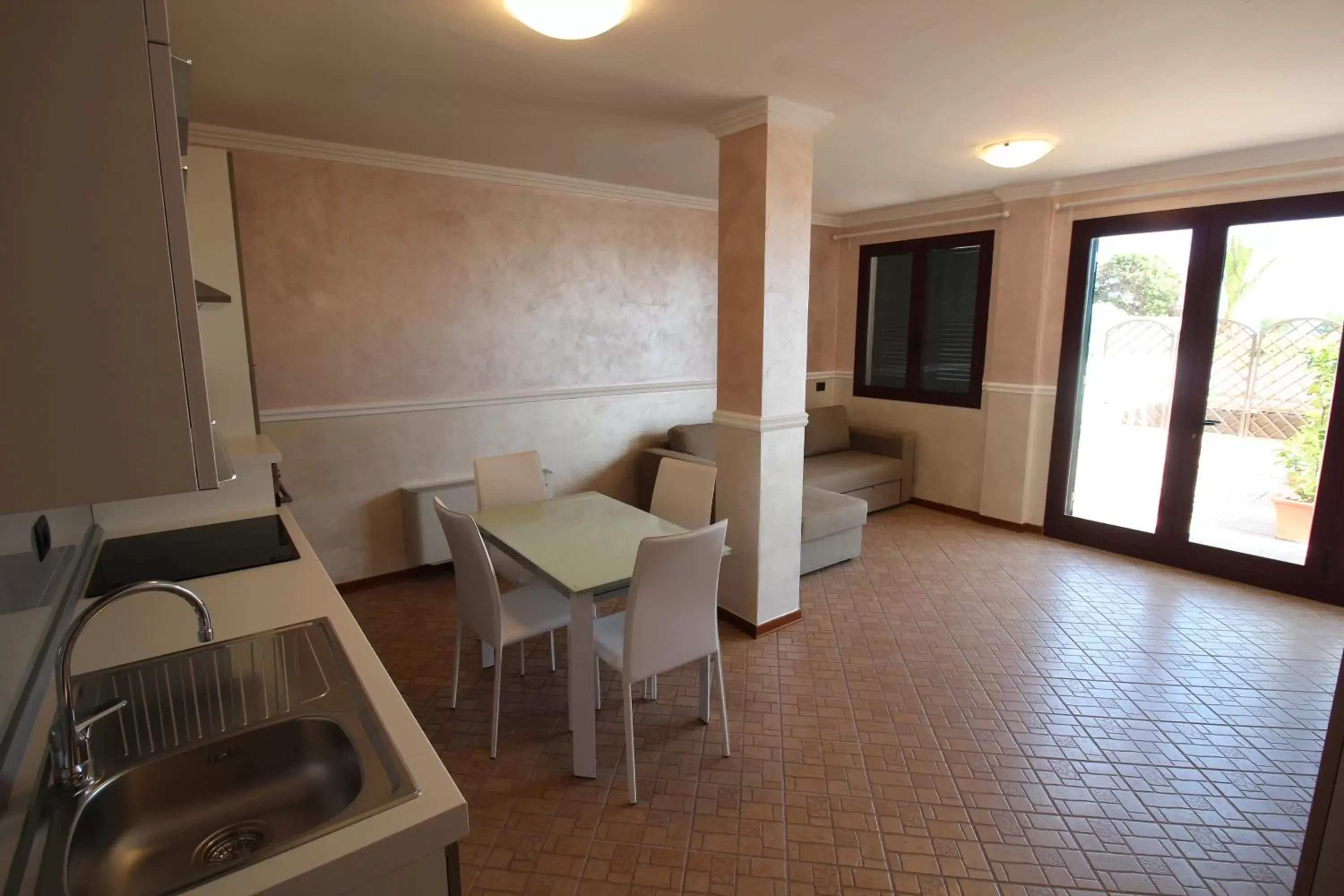 Living room, Dining Area in Del Prado