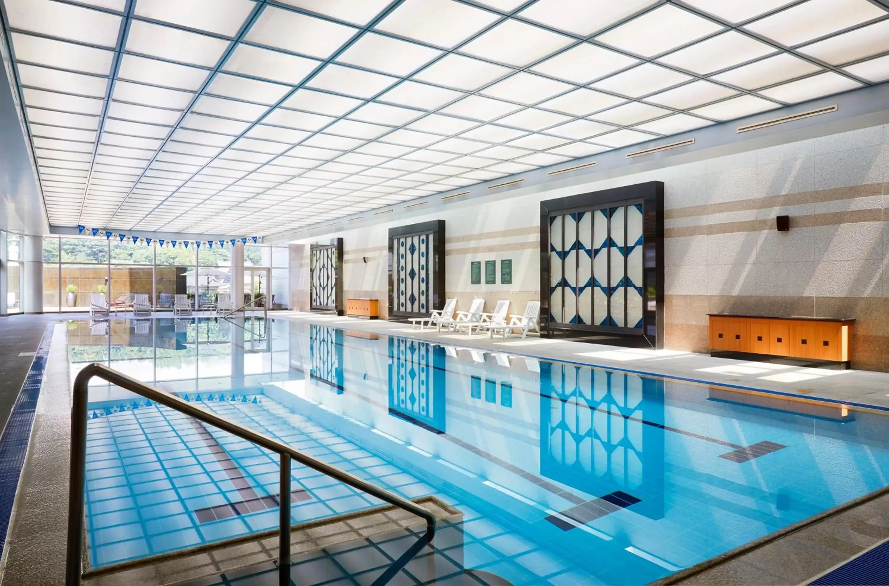 Swimming Pool in InterContinental Seoul COEX, an IHG Hotel