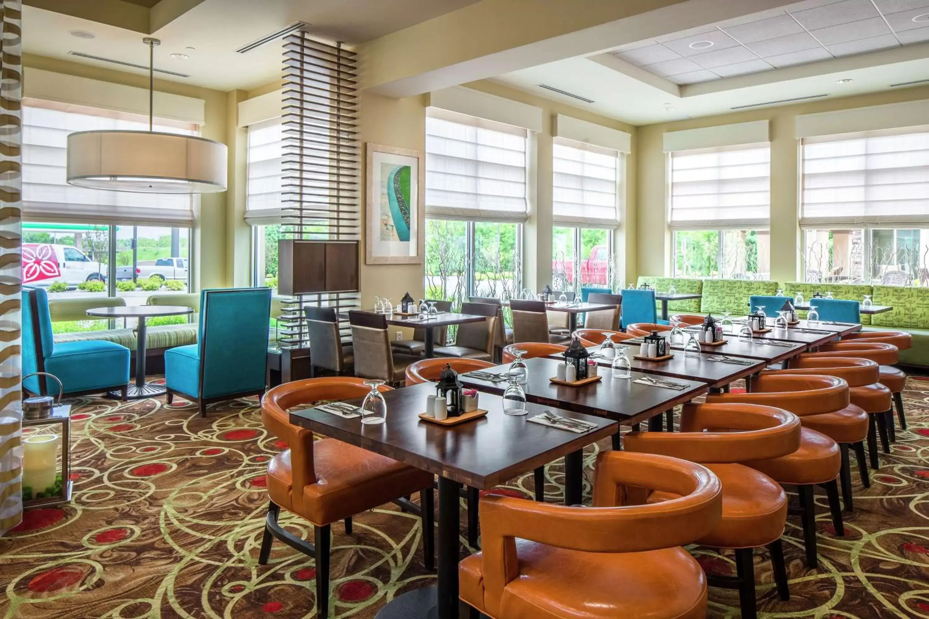 Dining area, Restaurant/Places to Eat in Hilton Garden Inn Bettendorf/ Quad Cities
