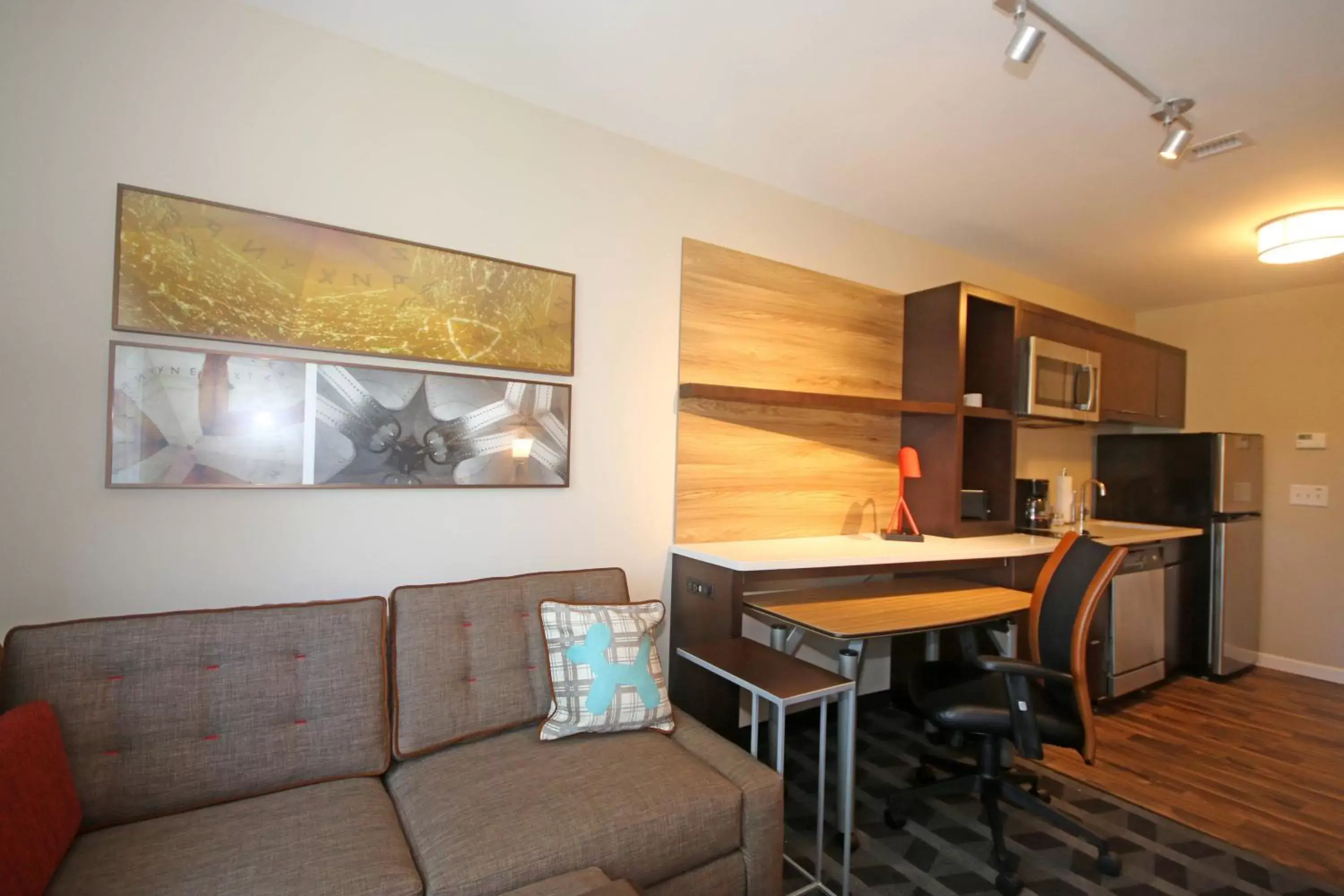 Bedroom, Seating Area in TownePlace Suites by Marriott Charleston-North Charleston