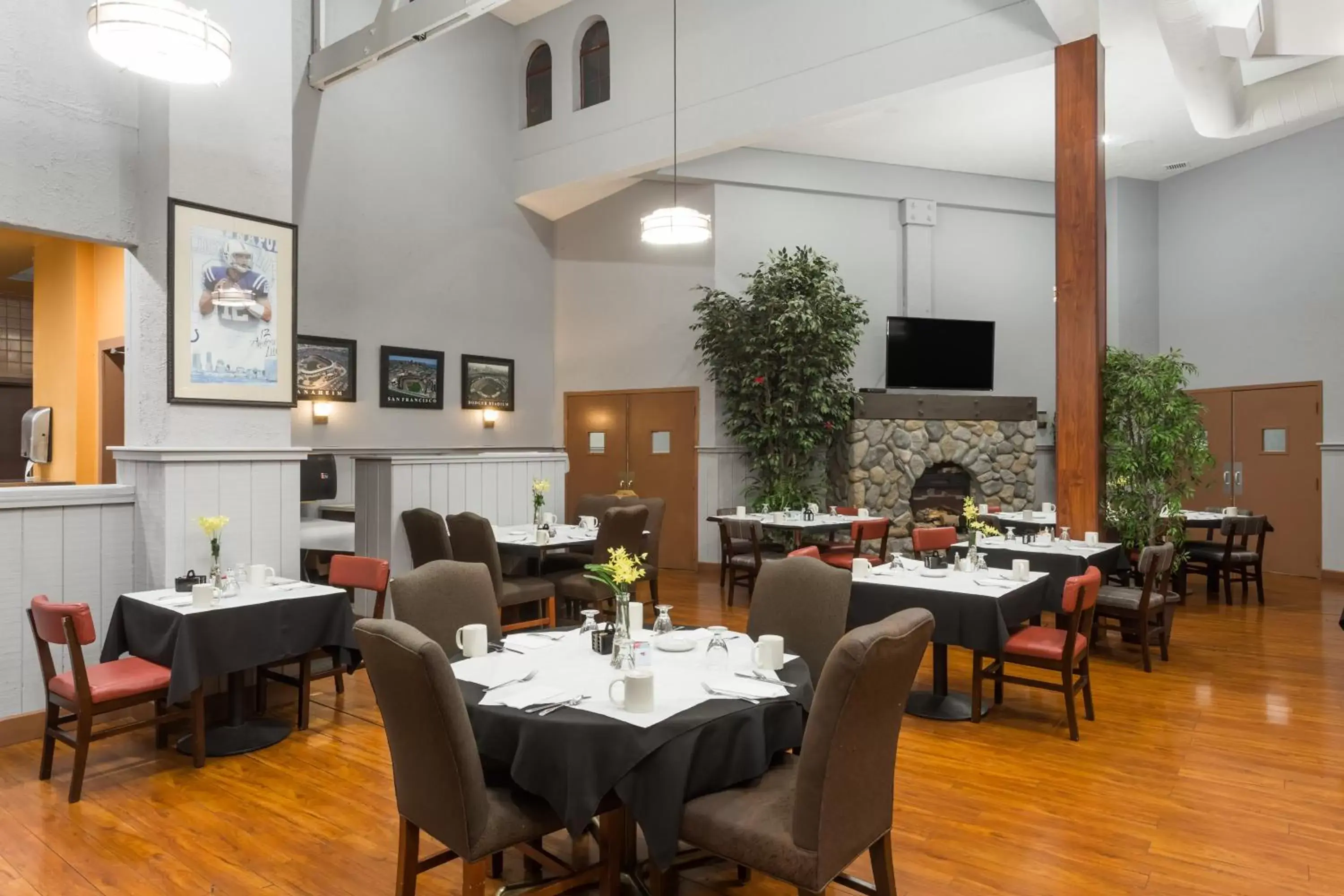 Restaurant/Places to Eat in Wyndham Garden Silicon Valley