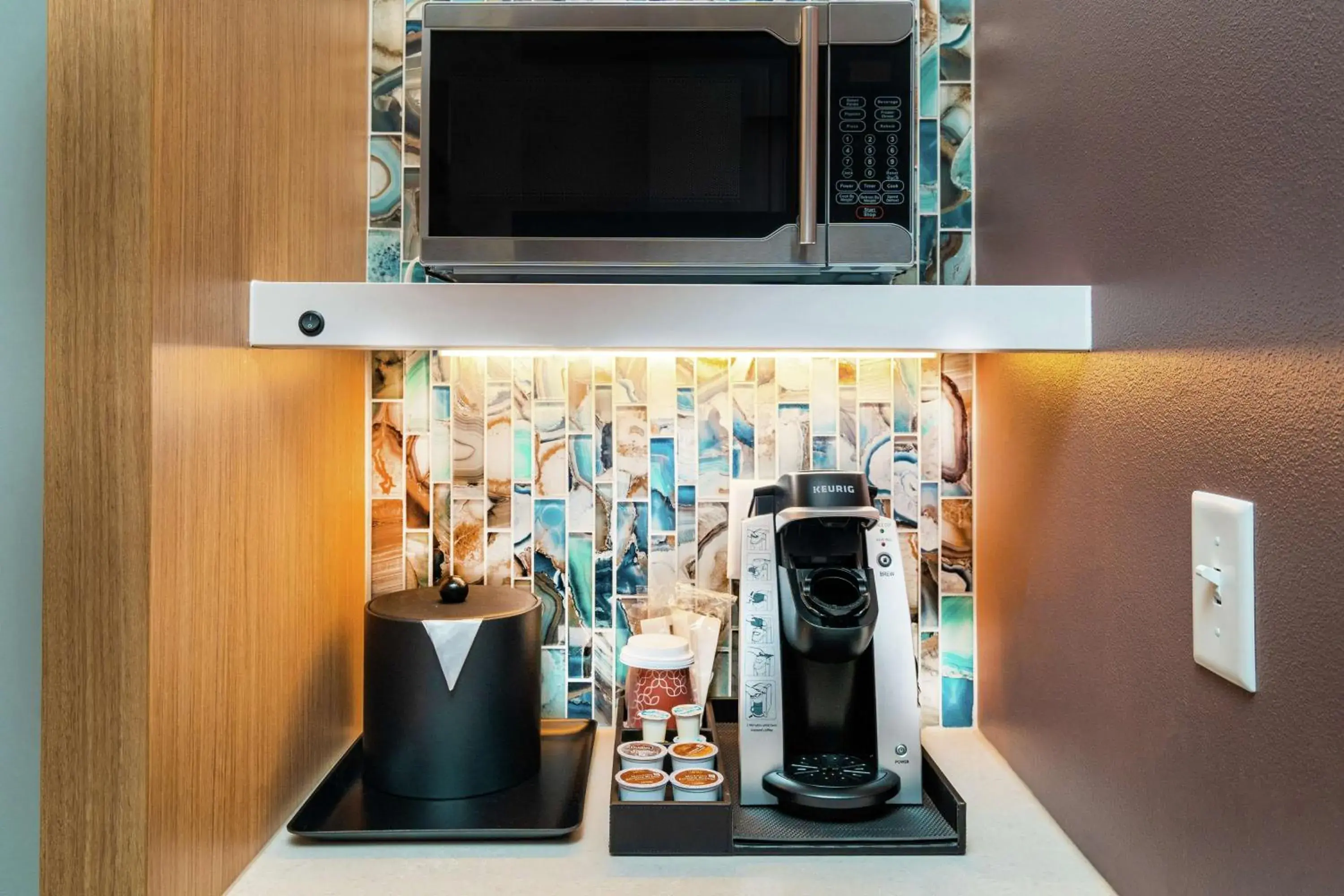 Photo of the whole room, Kitchen/Kitchenette in Hilton Garden Inn Cedar Park Austin