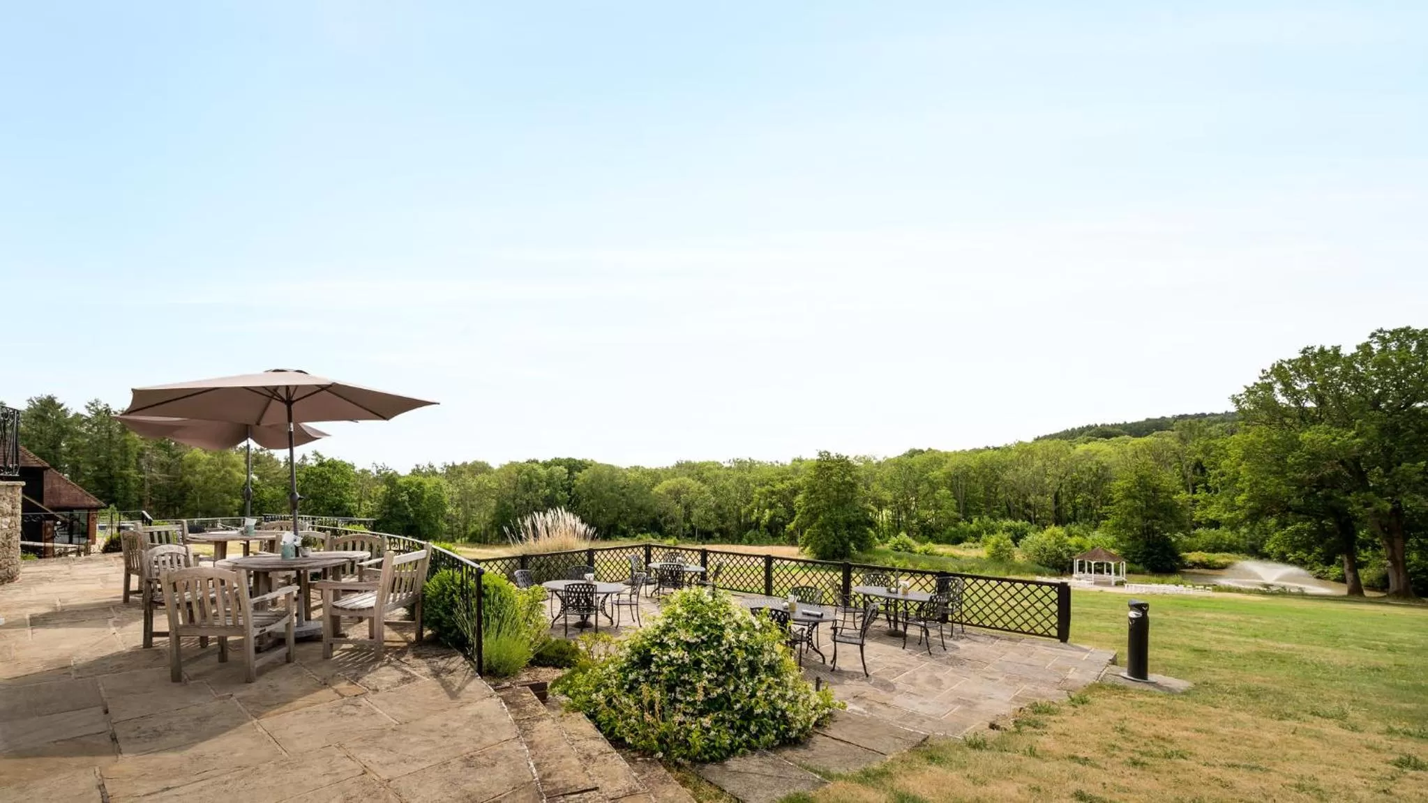 Restaurant/places to eat in voco Lythe Hill Hotel & Spa by IHG