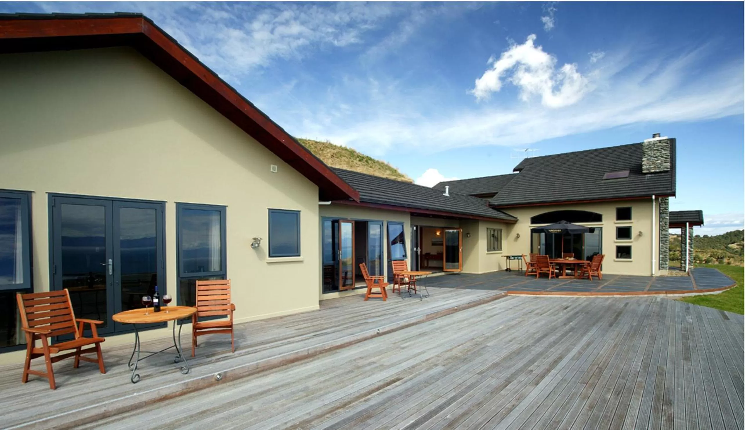 Property building in Parautane Lodge