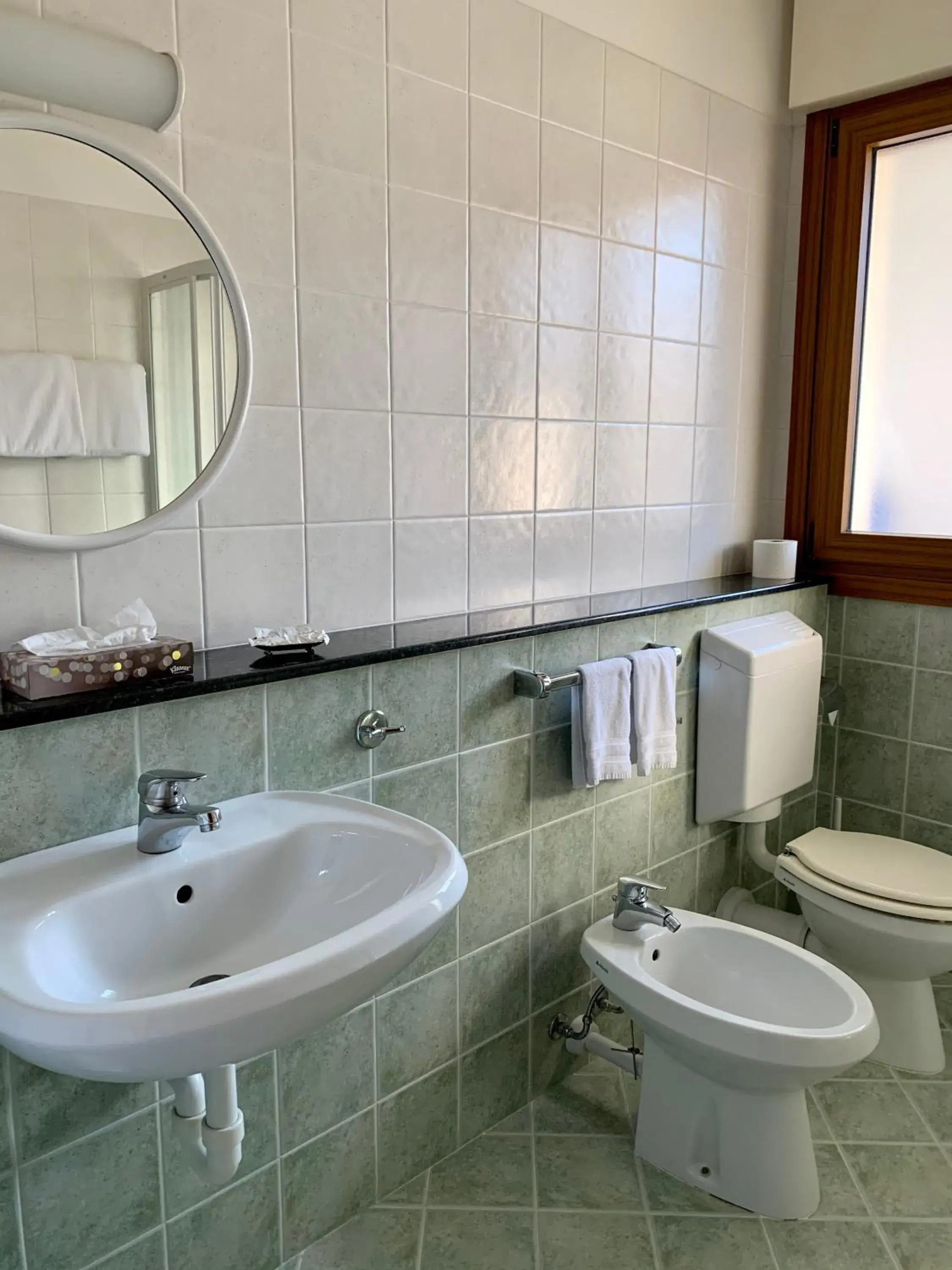 Triple Room with Balcony in Hotel Serena Triple Room with Balcony in Hotel Serena