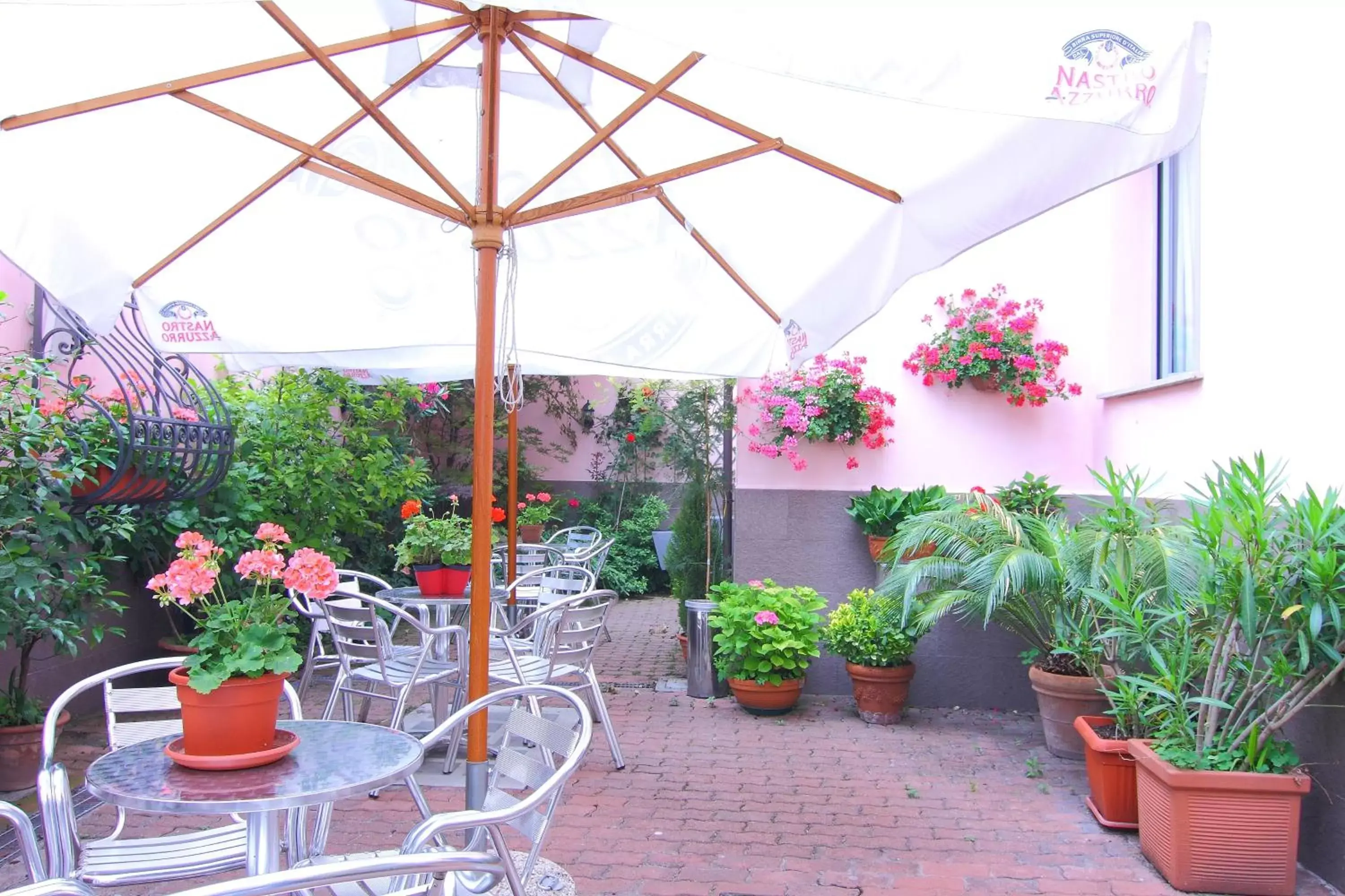 Garden in Hotel Vittoria