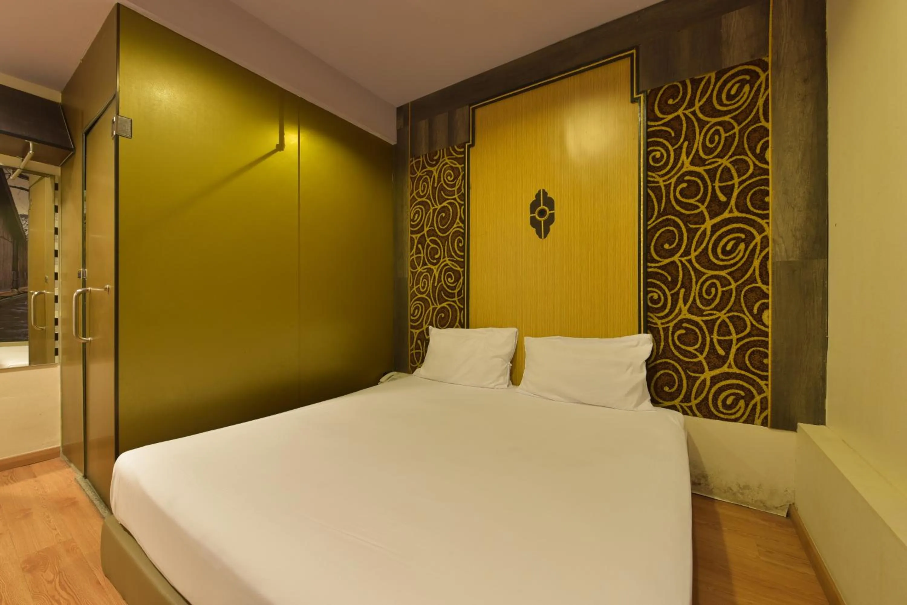 Bedroom, Bed in Townhouse OAK Hotel Holmes Johor Jaya