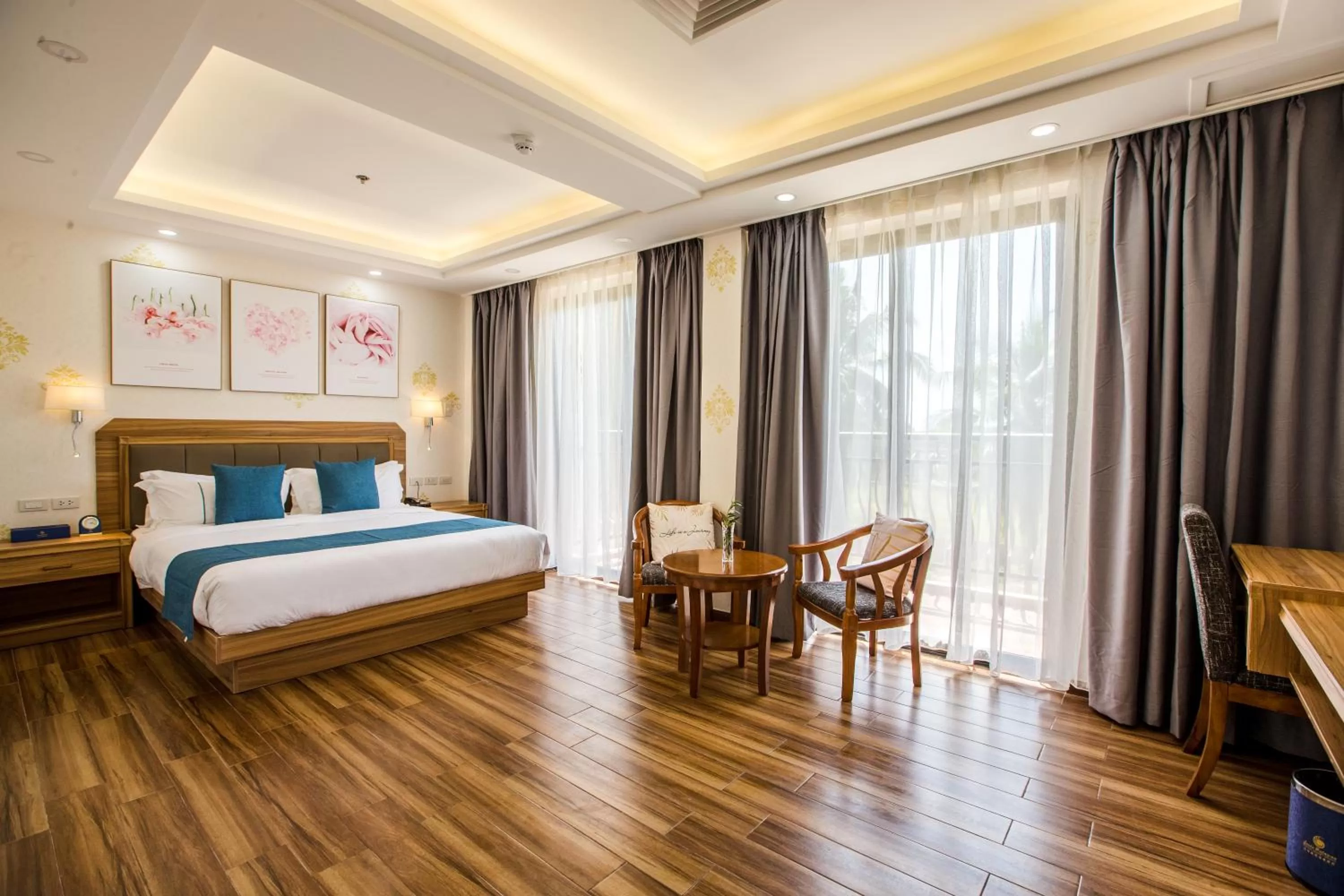 Photo of the whole room, Bed in Costa Palawan Resort