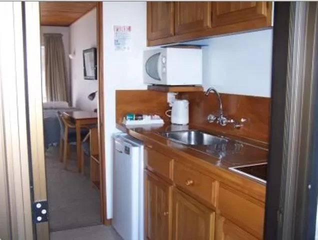 Kitchen or kitchenette in Austria Motel