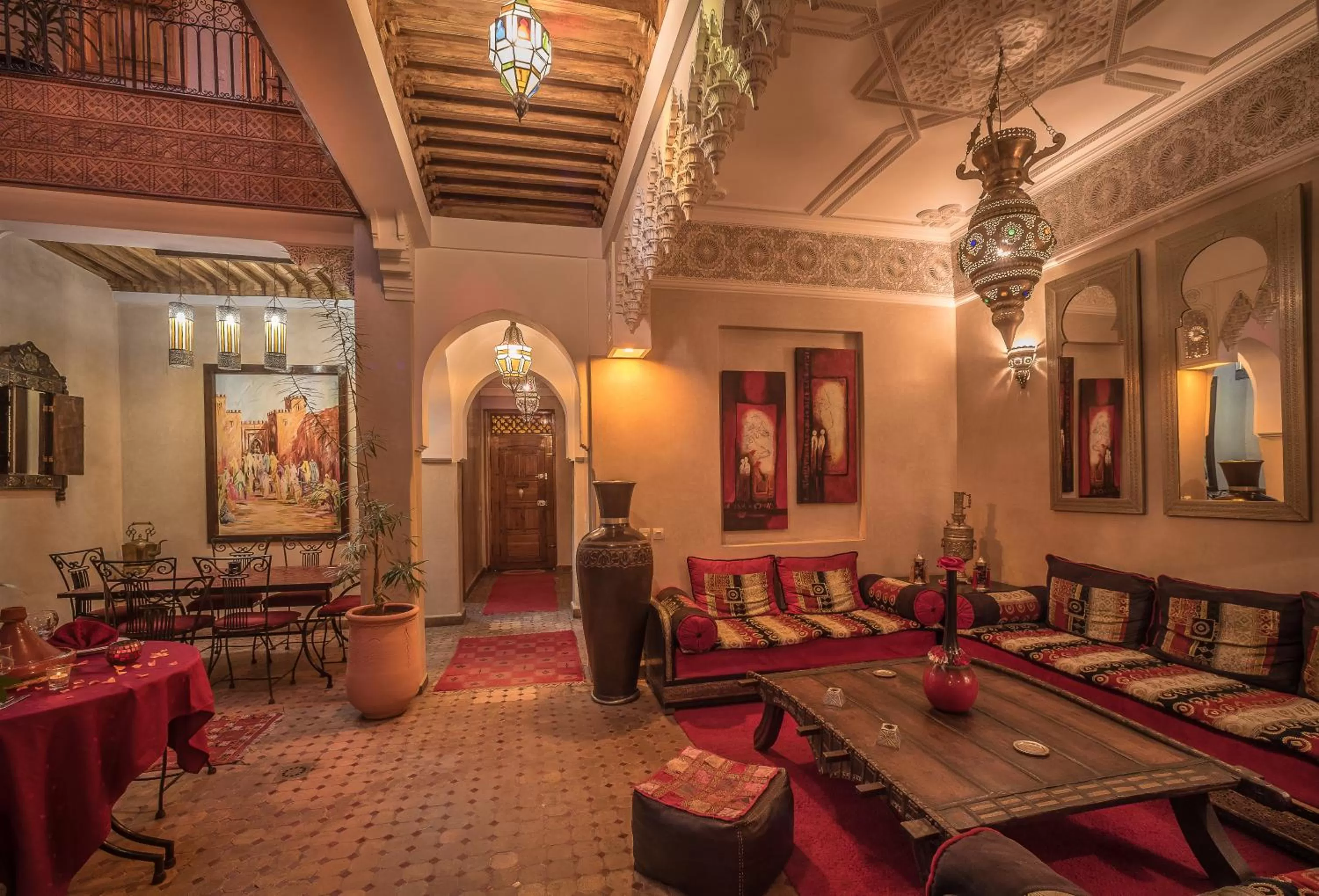 Restaurant/places to eat in Riad Dar Attika