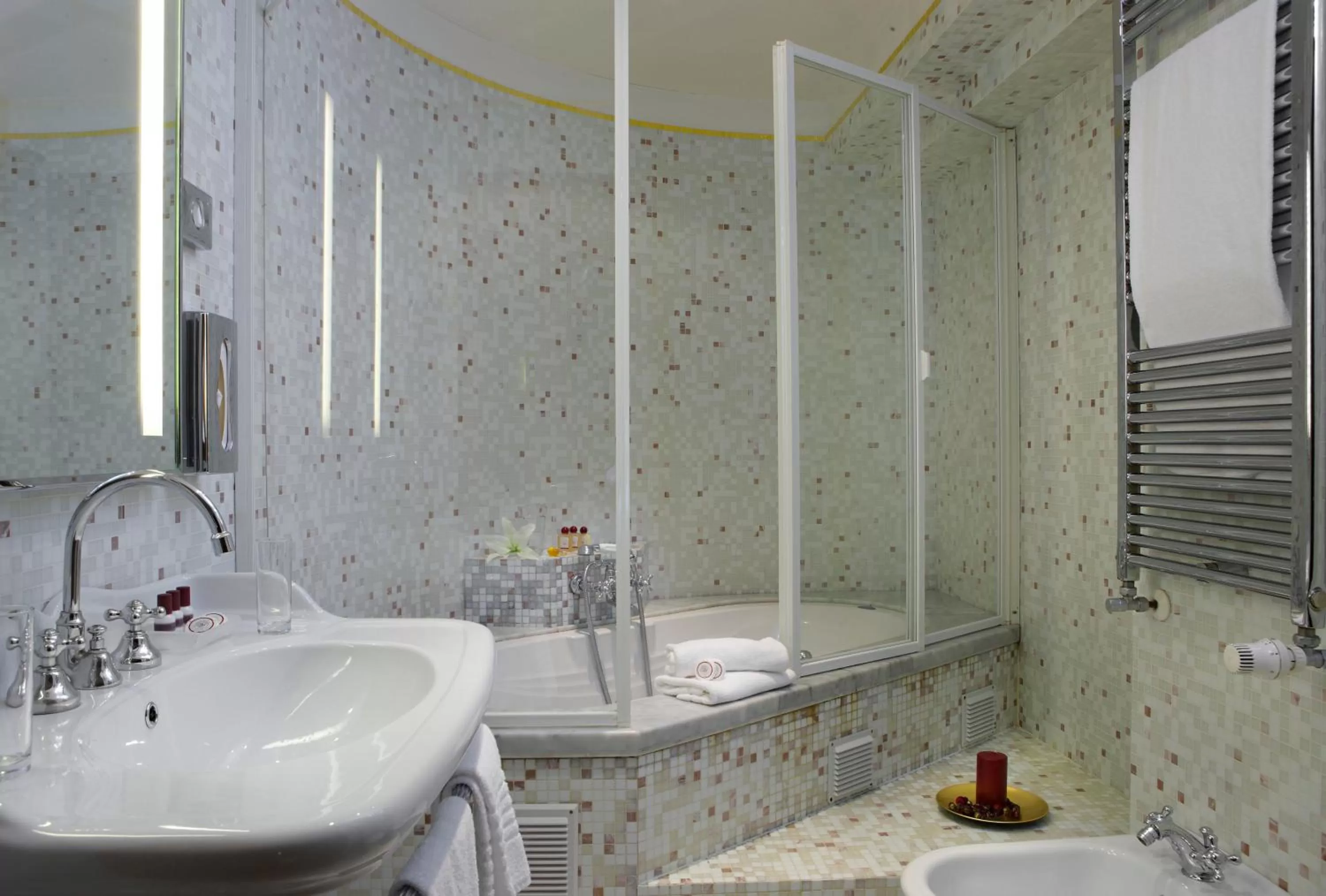 Bathroom in Hotel Liassidi Palace