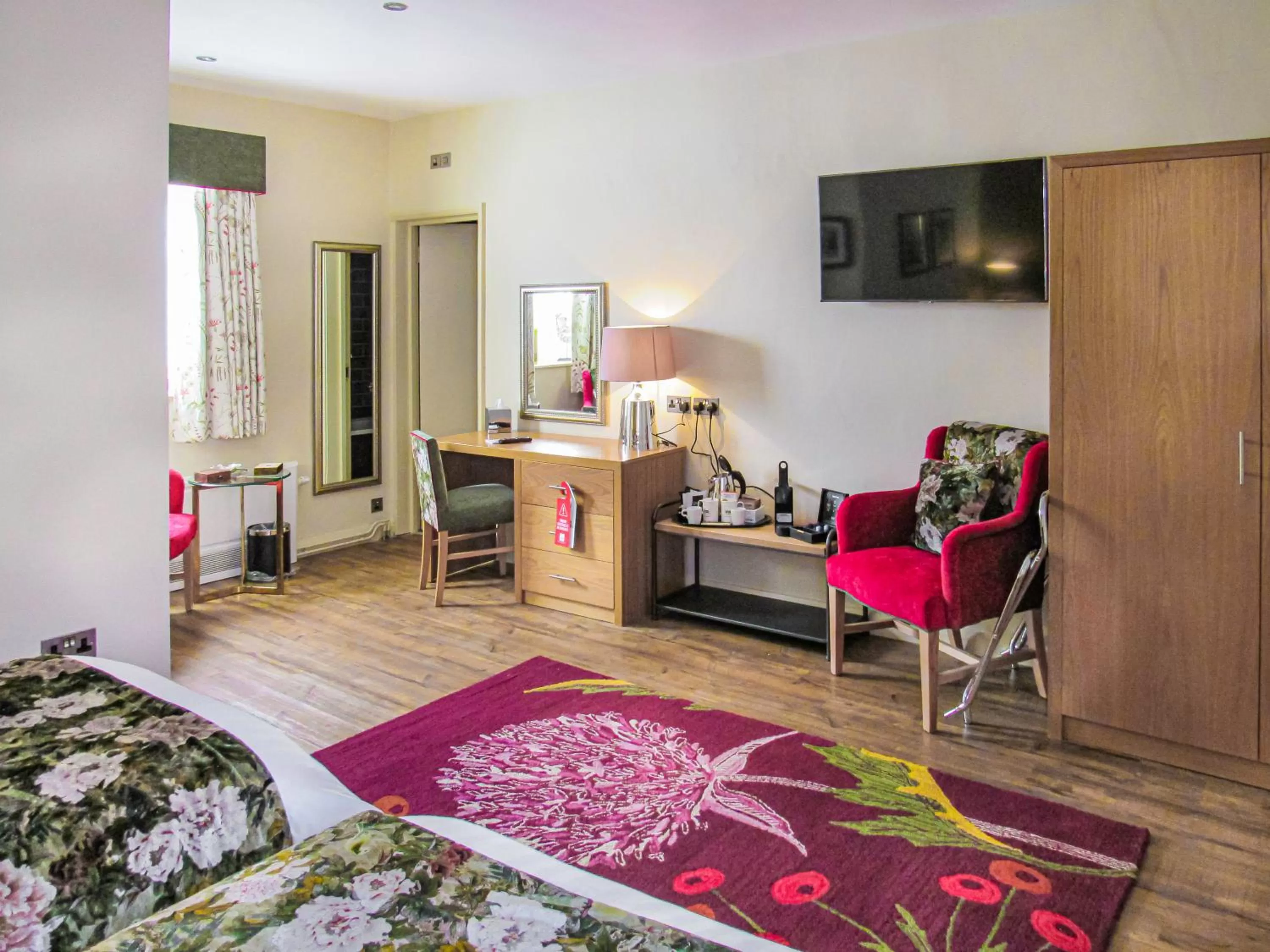 Bedroom, Bed in The Rutland Arms Hotel, Bakewell, Derbyshire - The Coaching Inn Group