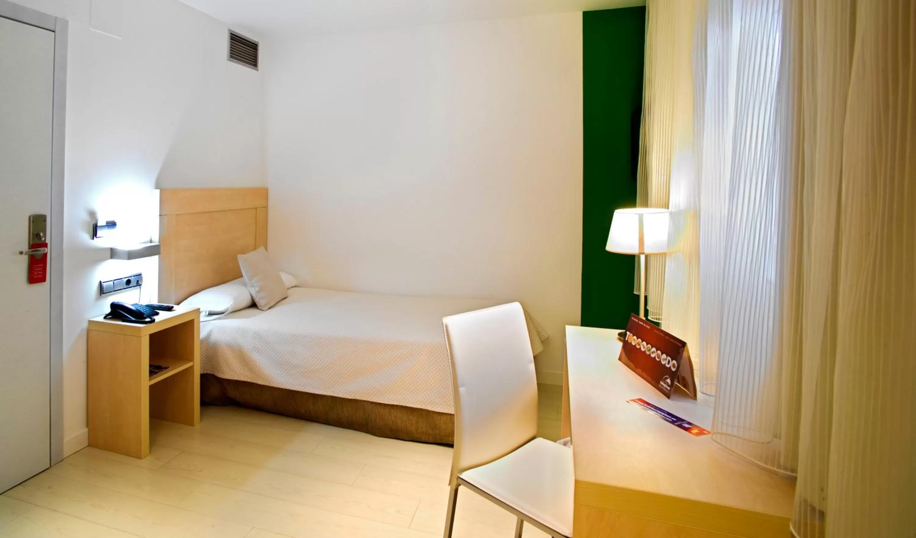 Photo of the whole room, Bed in Hotel Europa