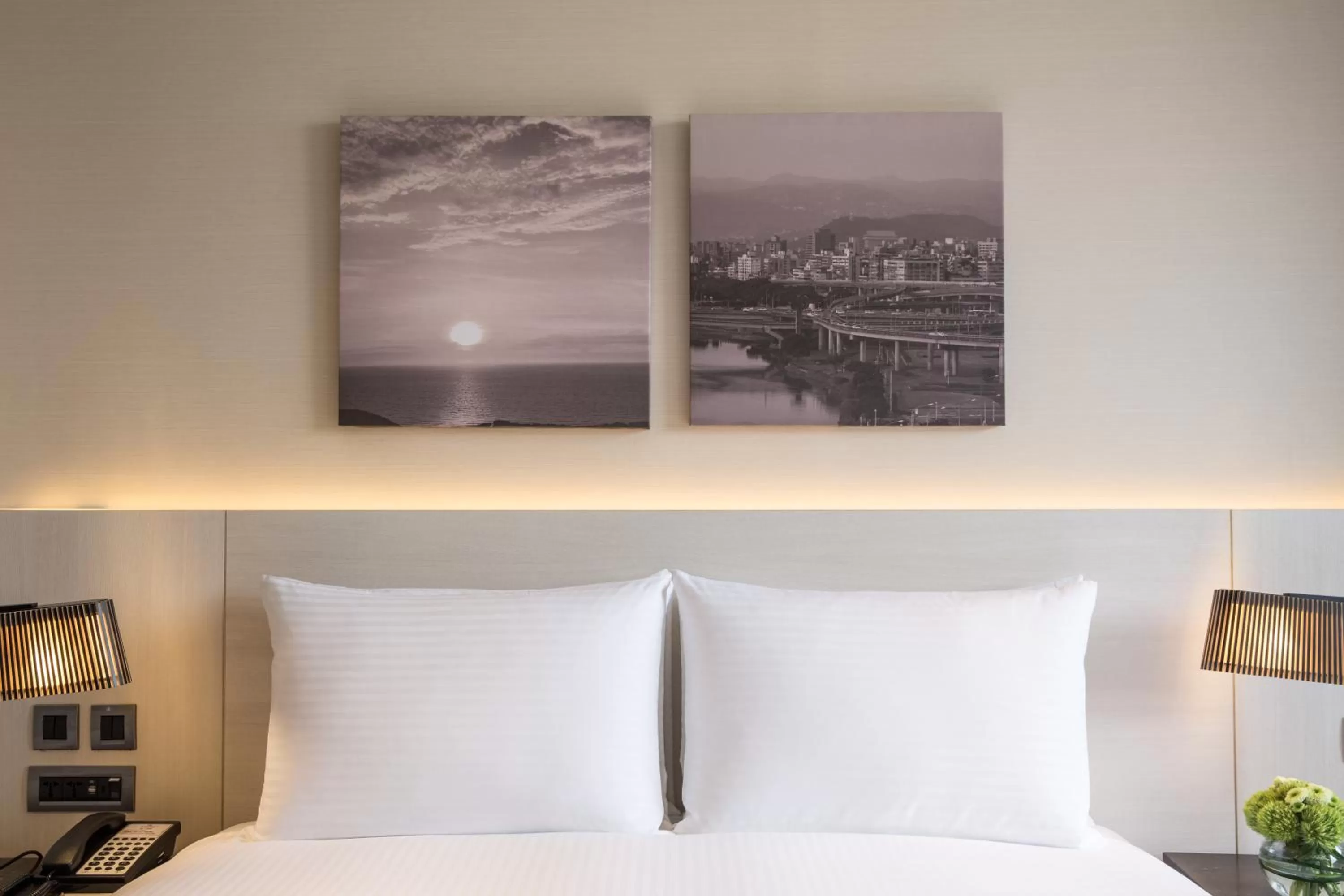 Bedroom, Bed in Riverview Suites Taipei