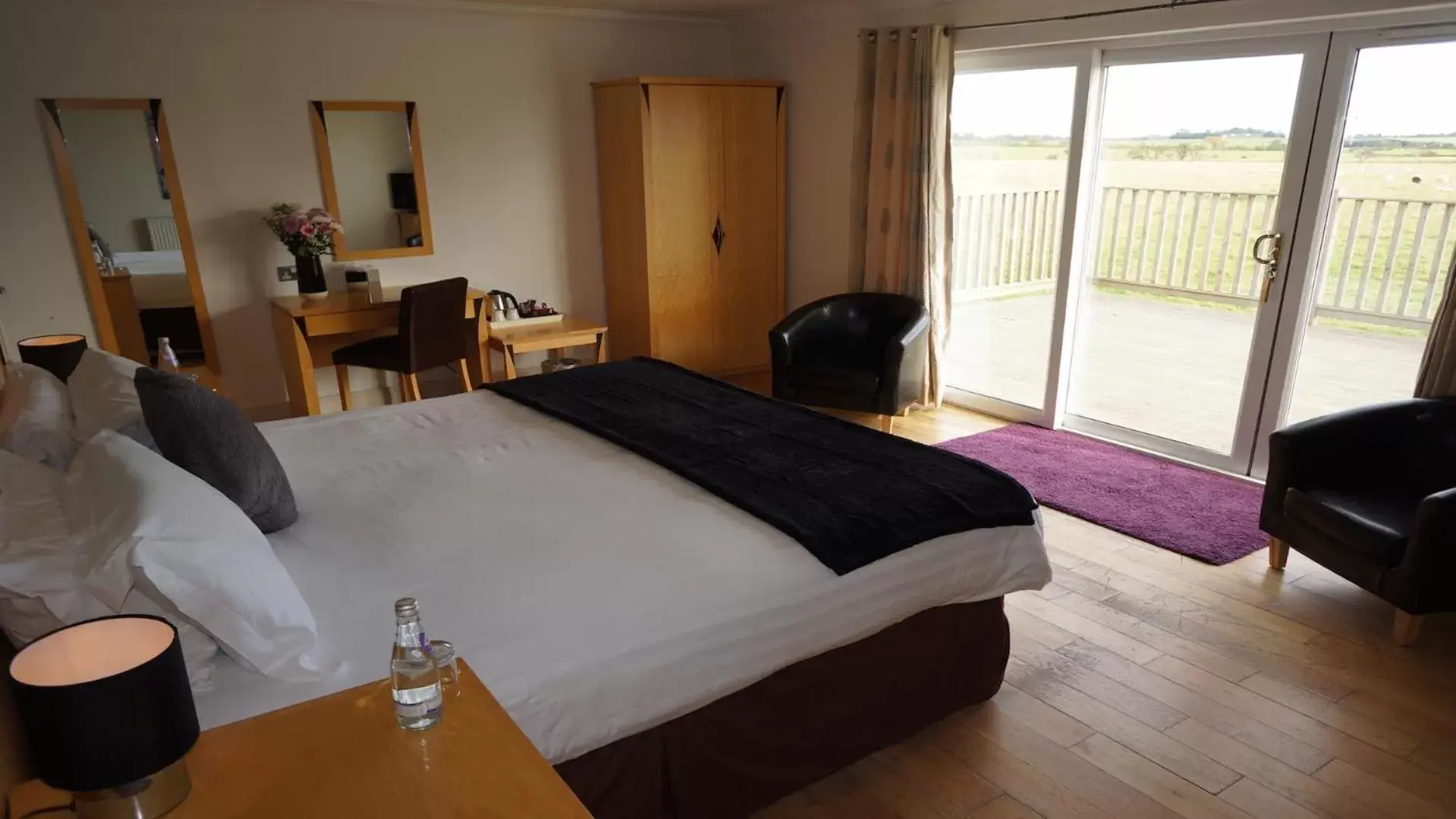 Photo of the whole room, Bed in The Inn At Lathones