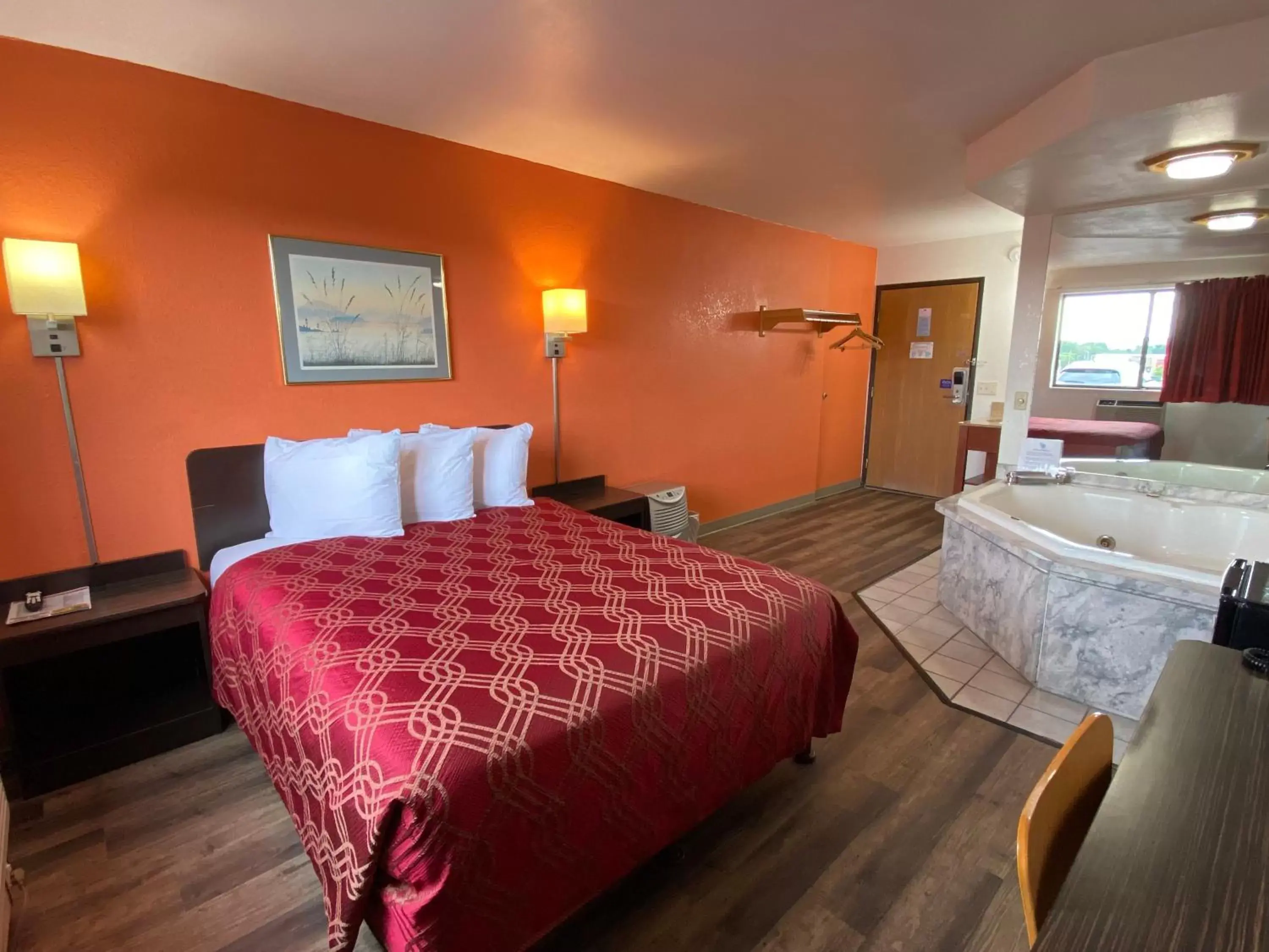 Photo of the whole room, Bed in Reliance Inn Photo of the whole room, Bed in Reliance Inn