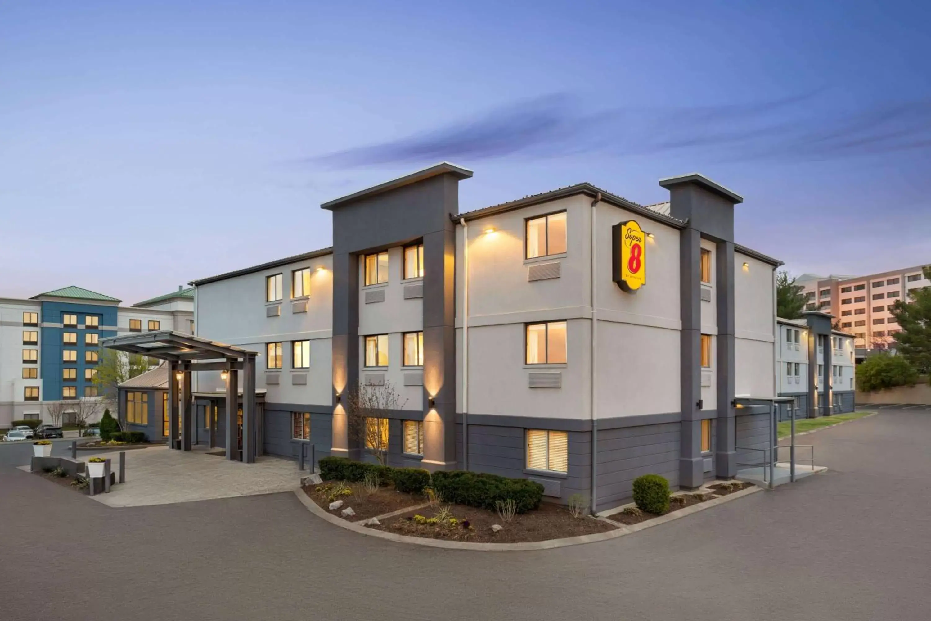 Property Building in Super 8 by Wyndham Nashville Airport North