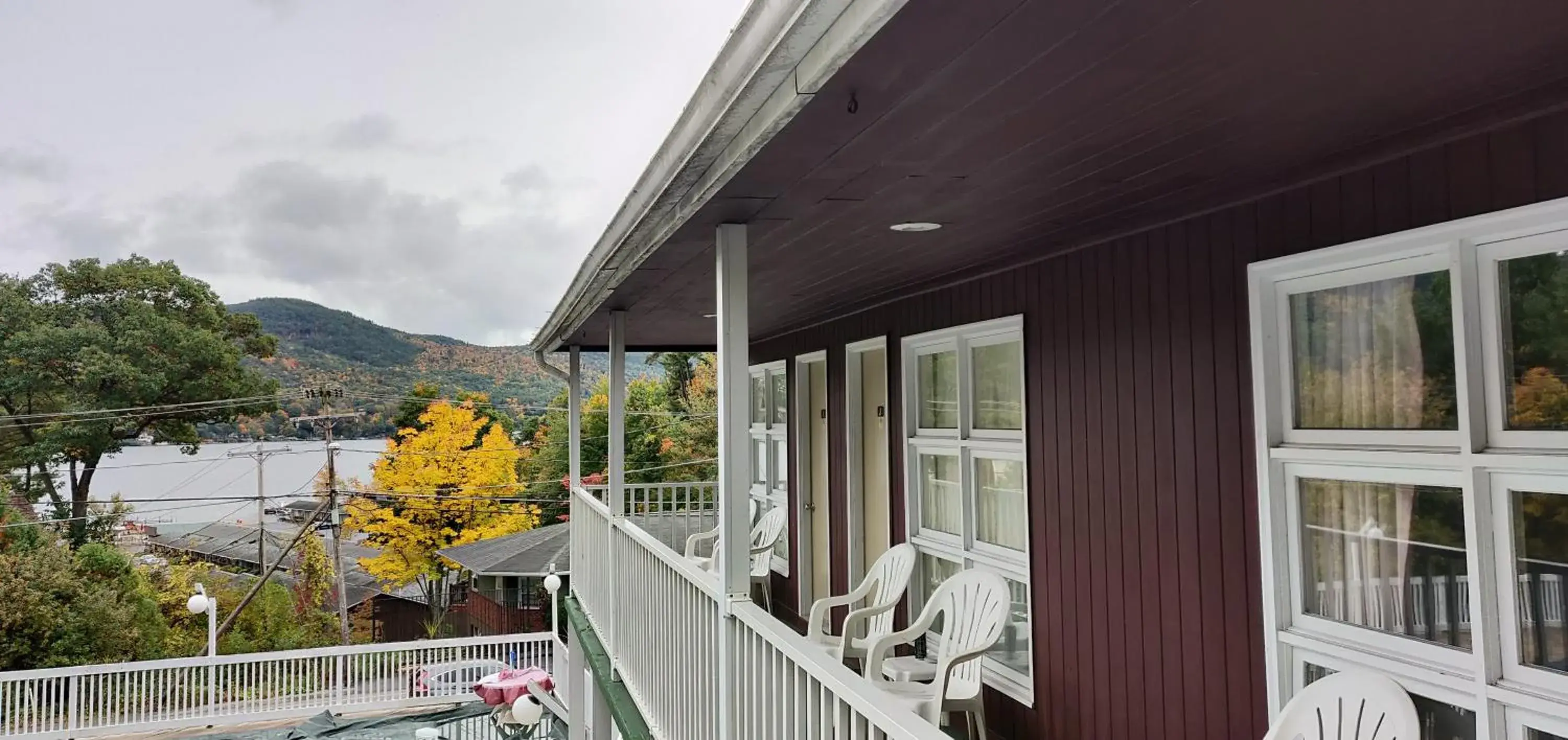 Balcony/Terrace in Pinebrook Motel