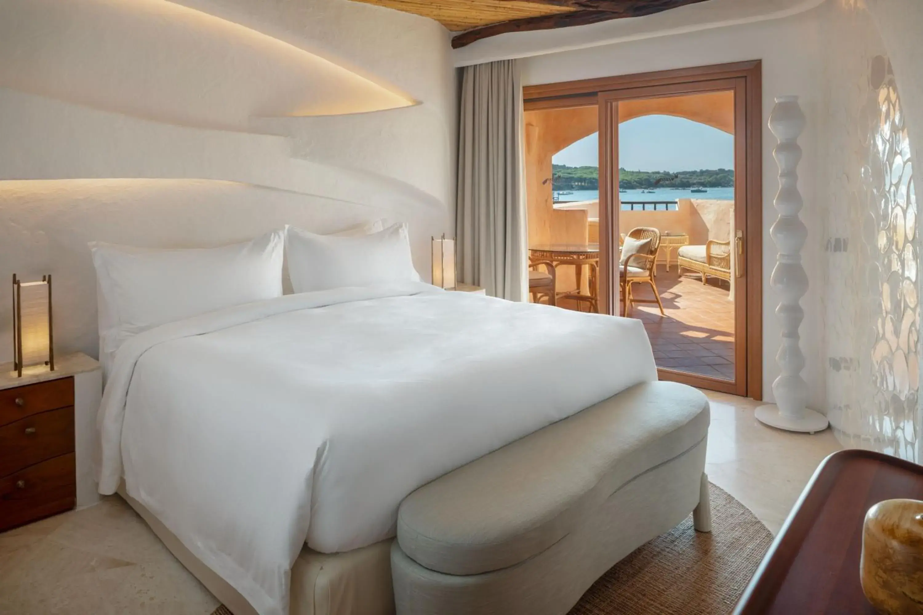 Photo of the whole room, Bed in Hotel Cala Di Volpe A Luxury Collection Hotel Costa Smeralda