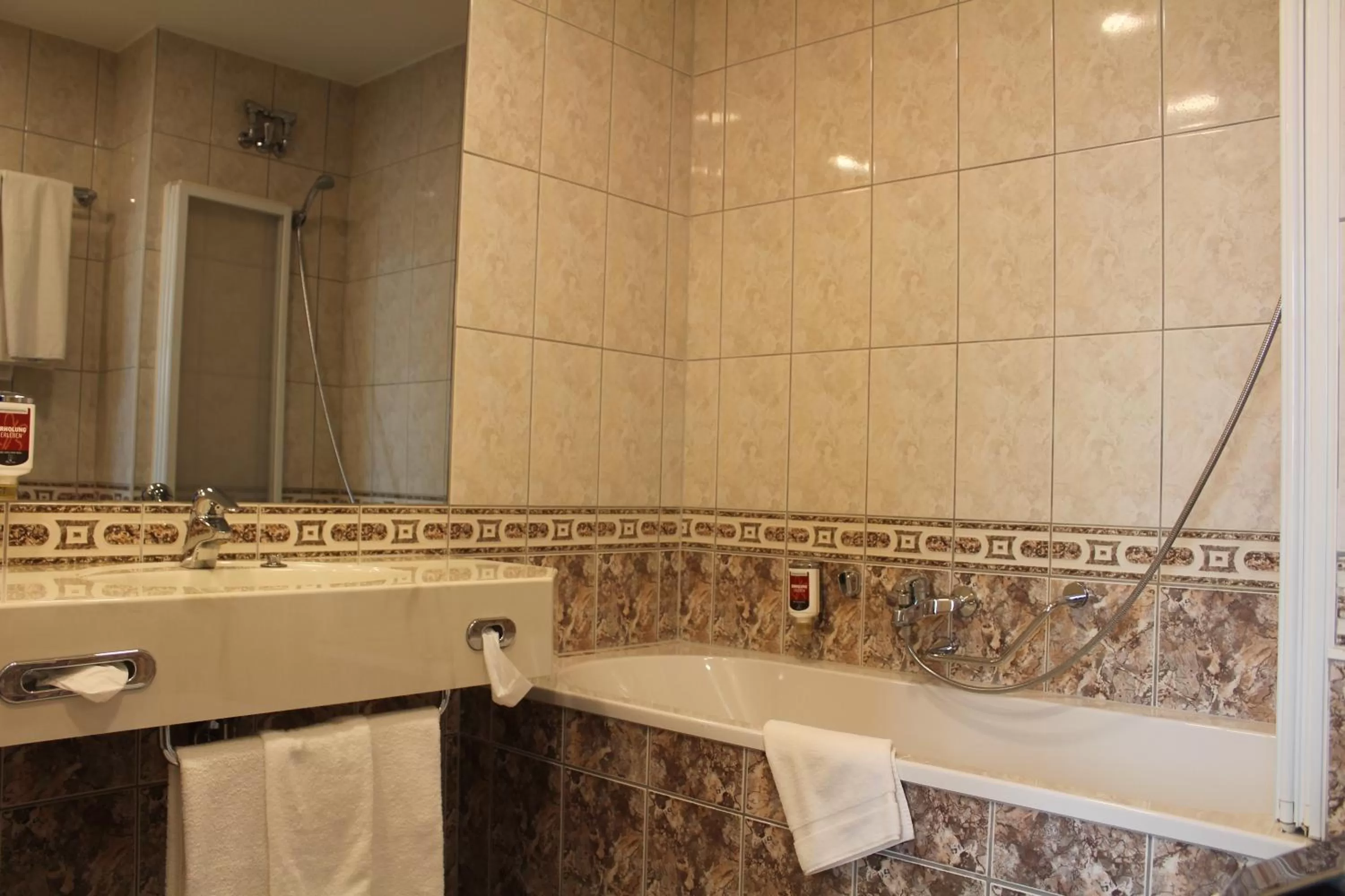 Bathroom in Hotel Residenz Bad Frankenhausen