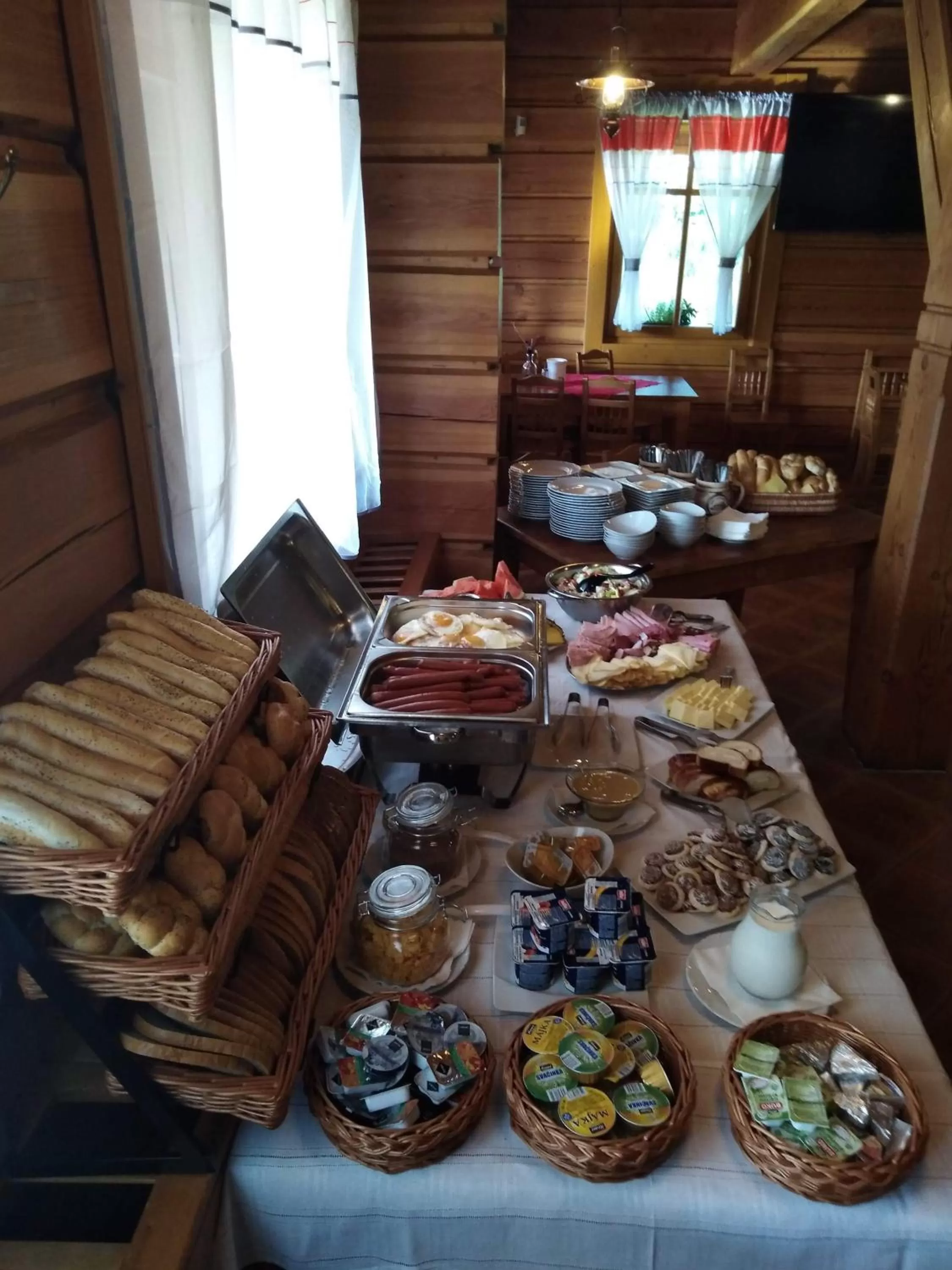 Breakfast in Motel Roubenka