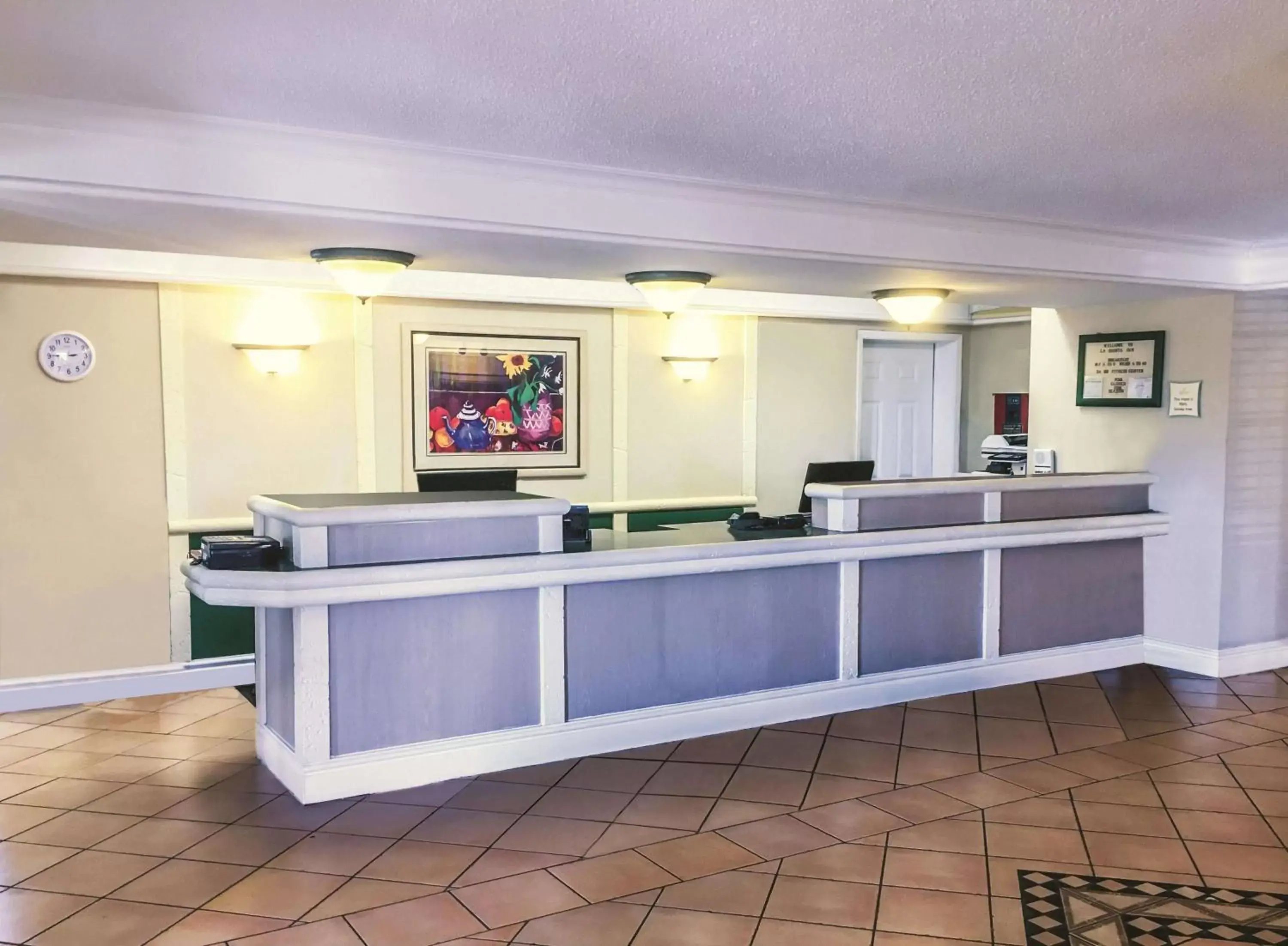 Lobby or reception, Lobby/Reception in La Quinta Inn by Wyndham Moline Airport