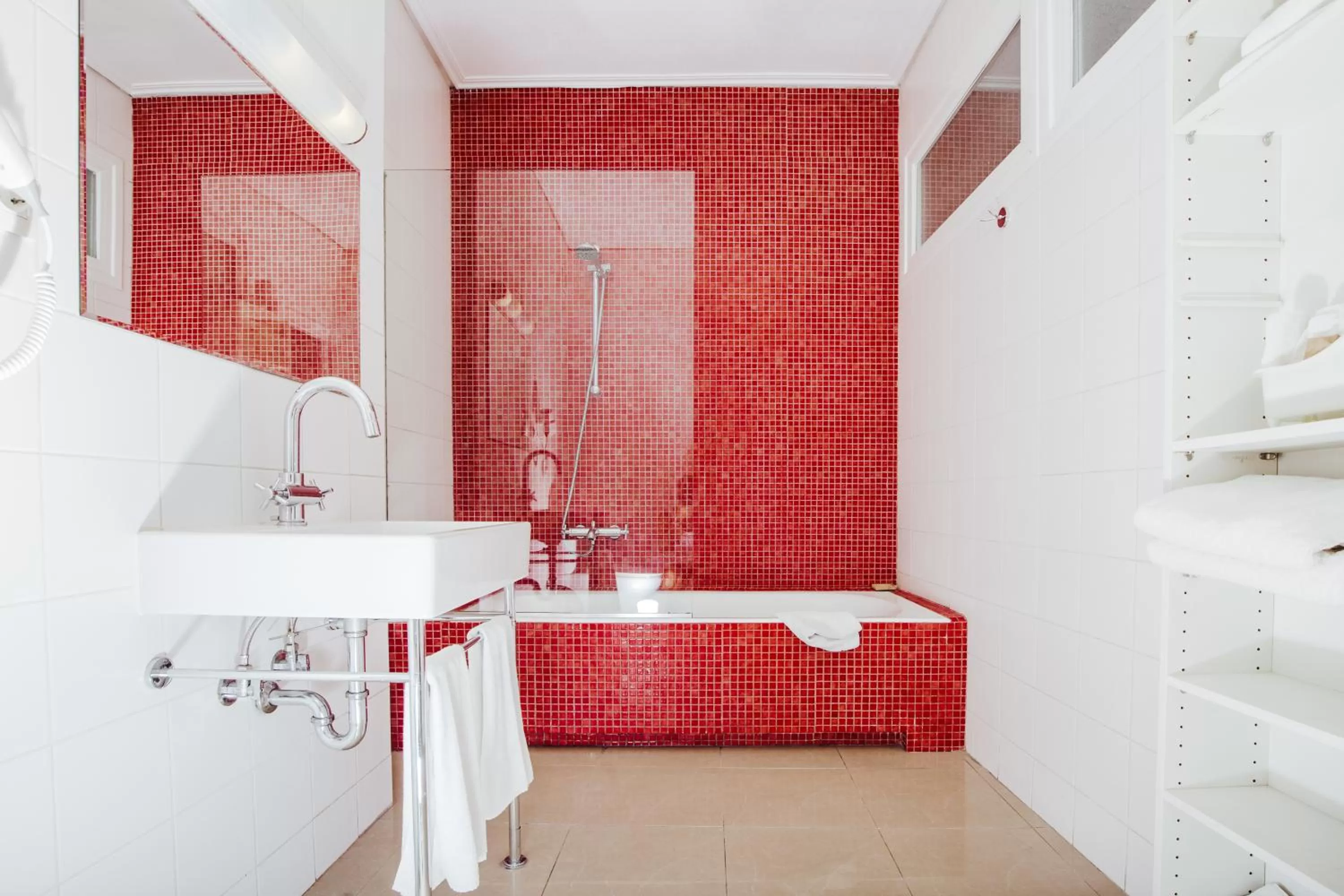 Bathroom in Athens Studios