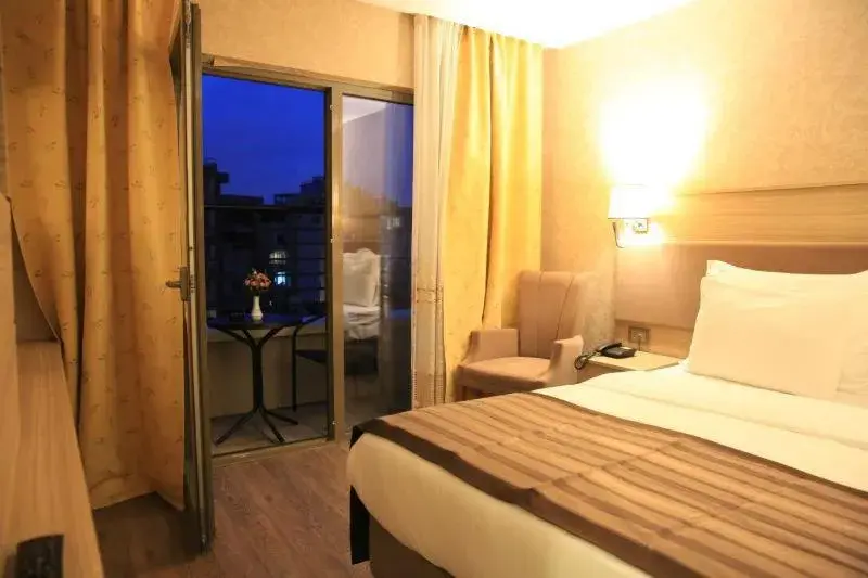 Bed in Regard Hotel Bed in Regard Hotel